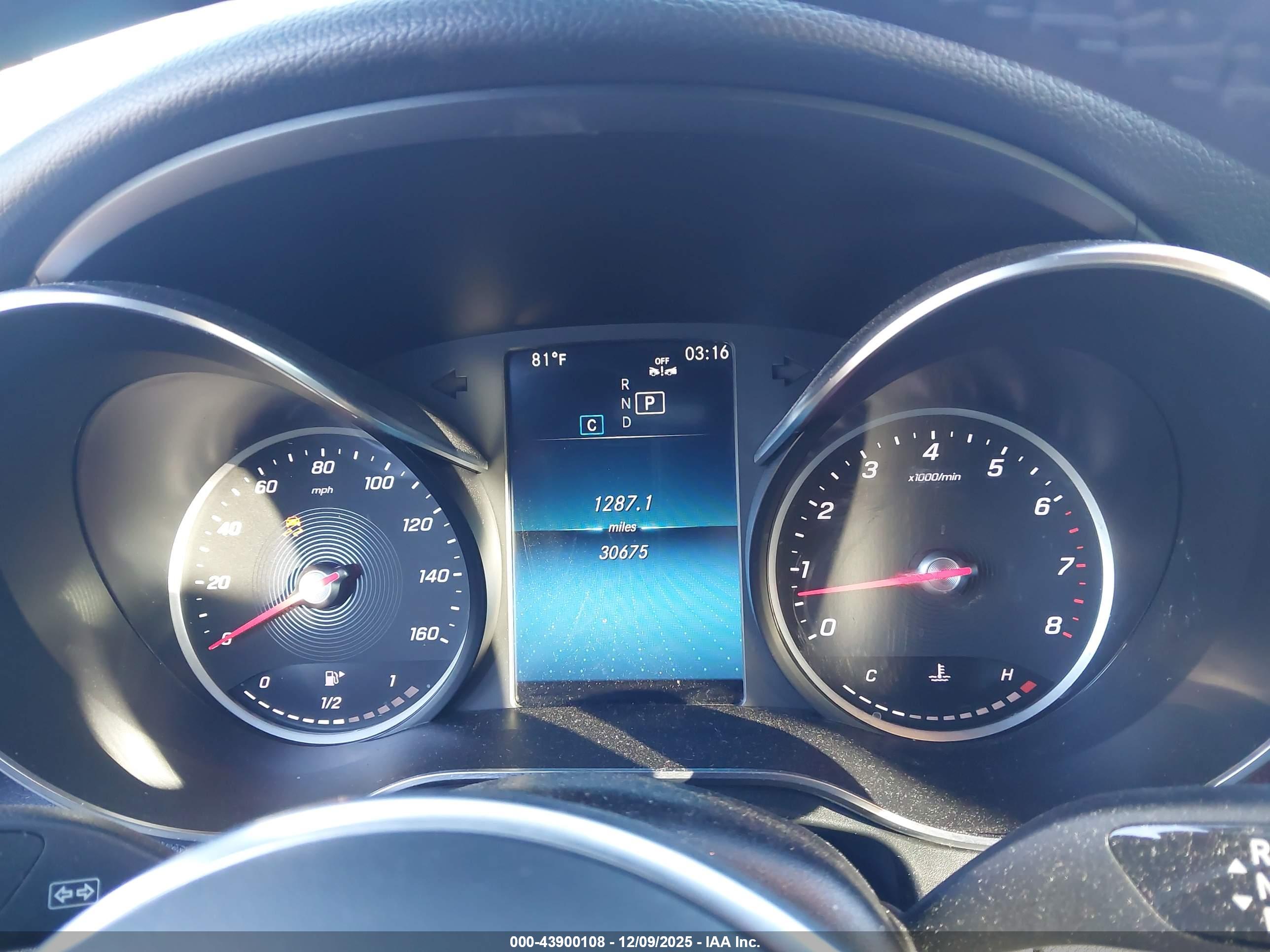 MERCEDES-BENZ GLC image 7