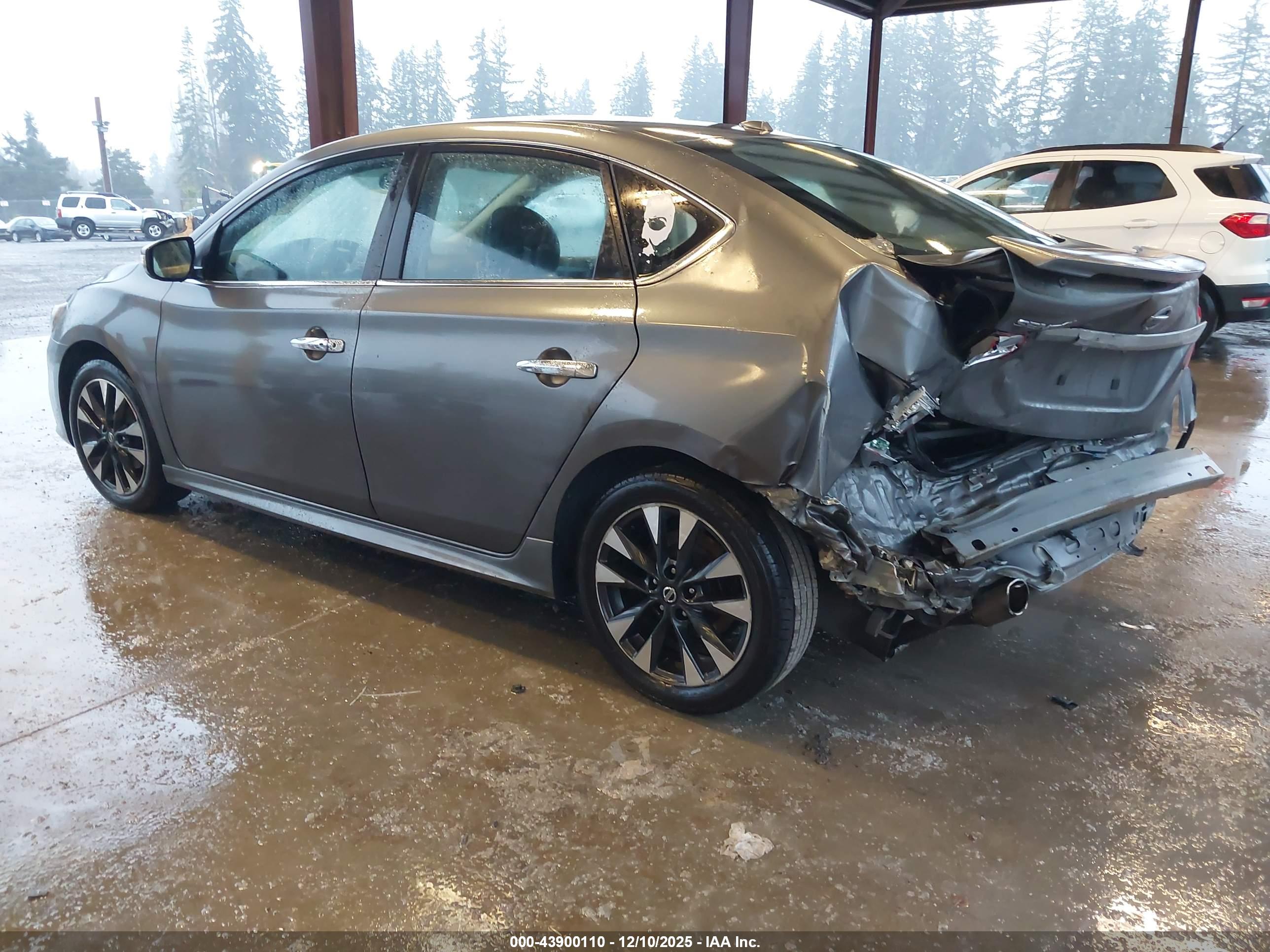 NISSAN SENTRA image 3