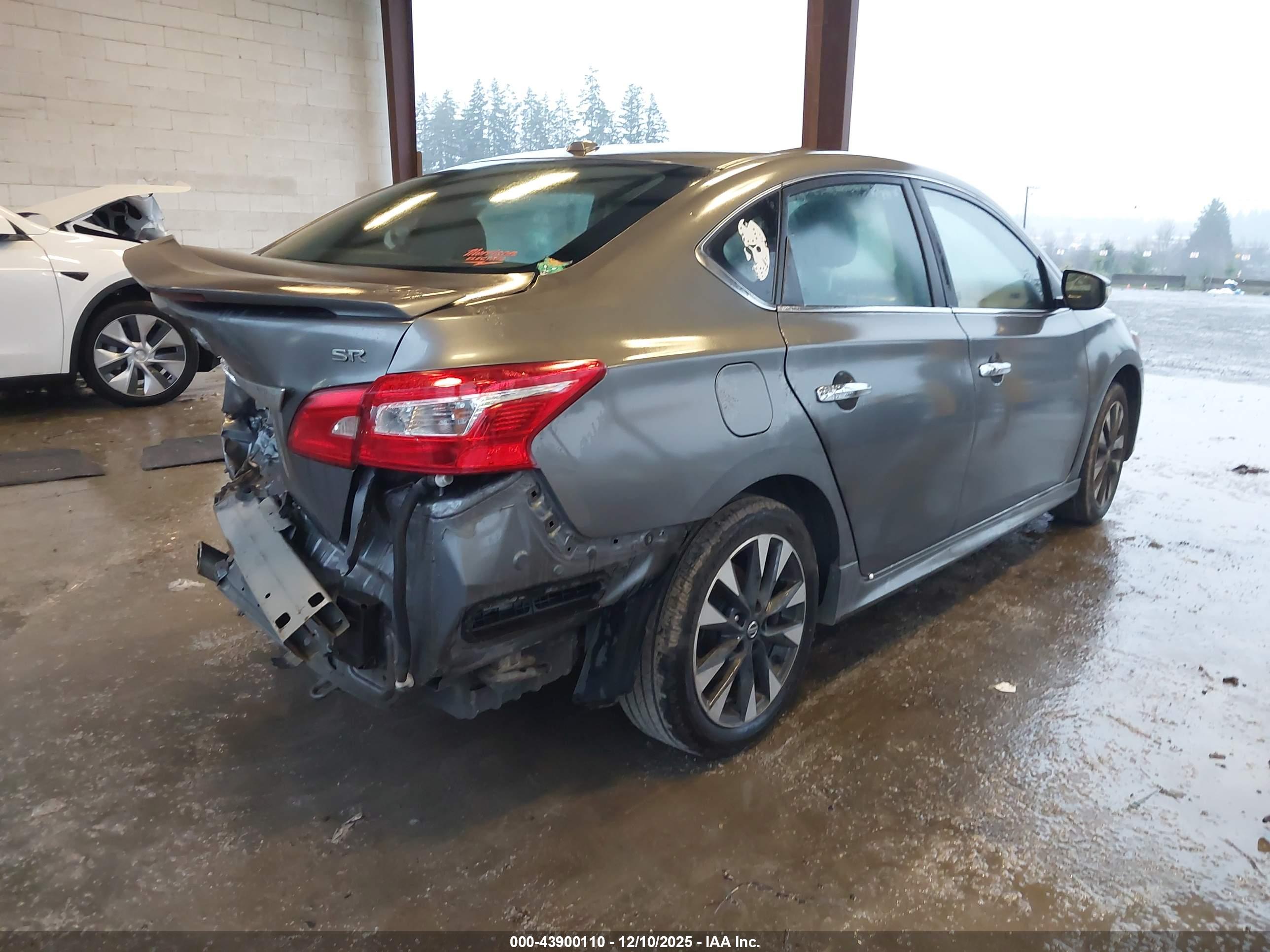 NISSAN SENTRA image 4