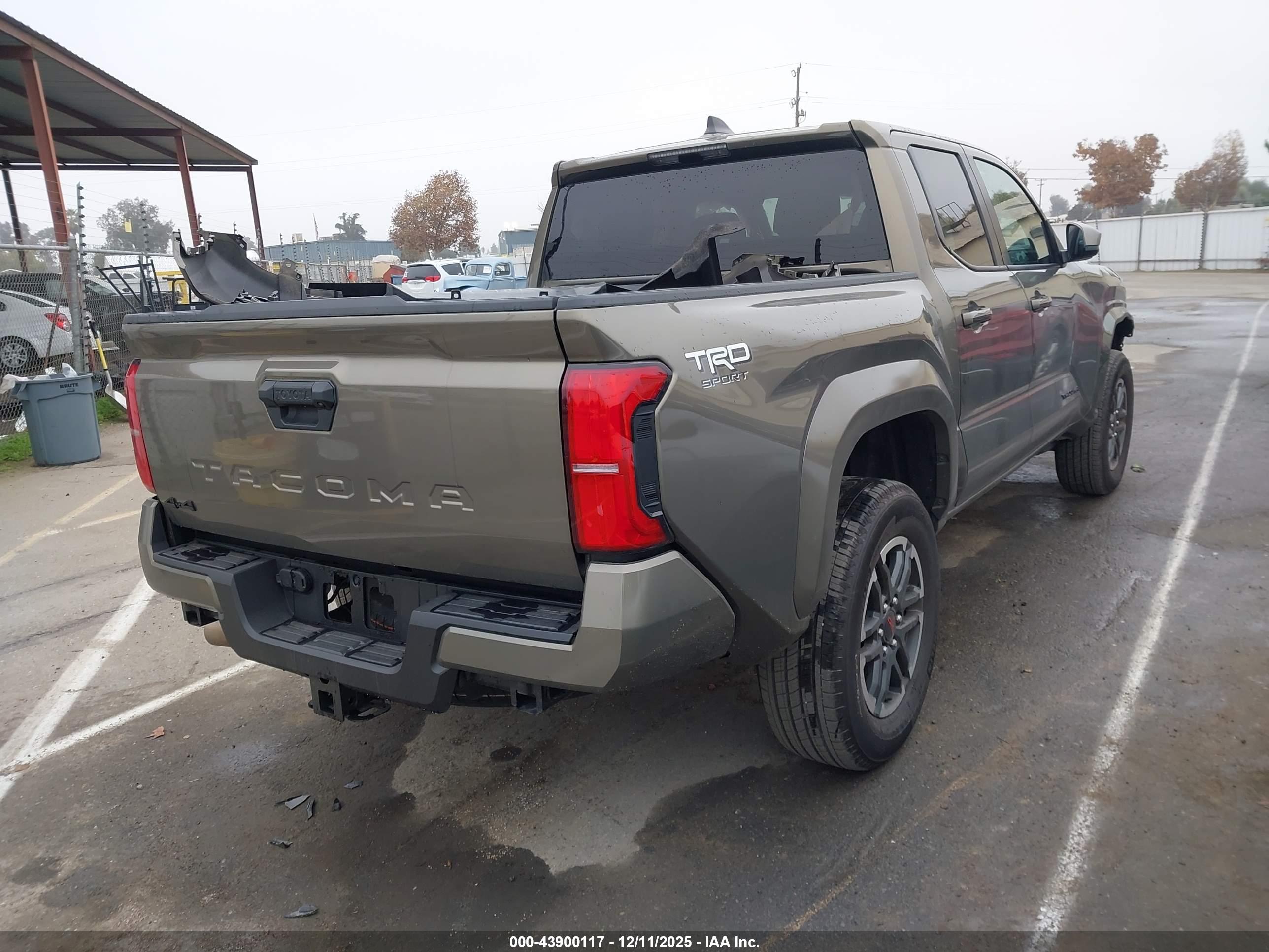 TOYOTA TACOMA image 4