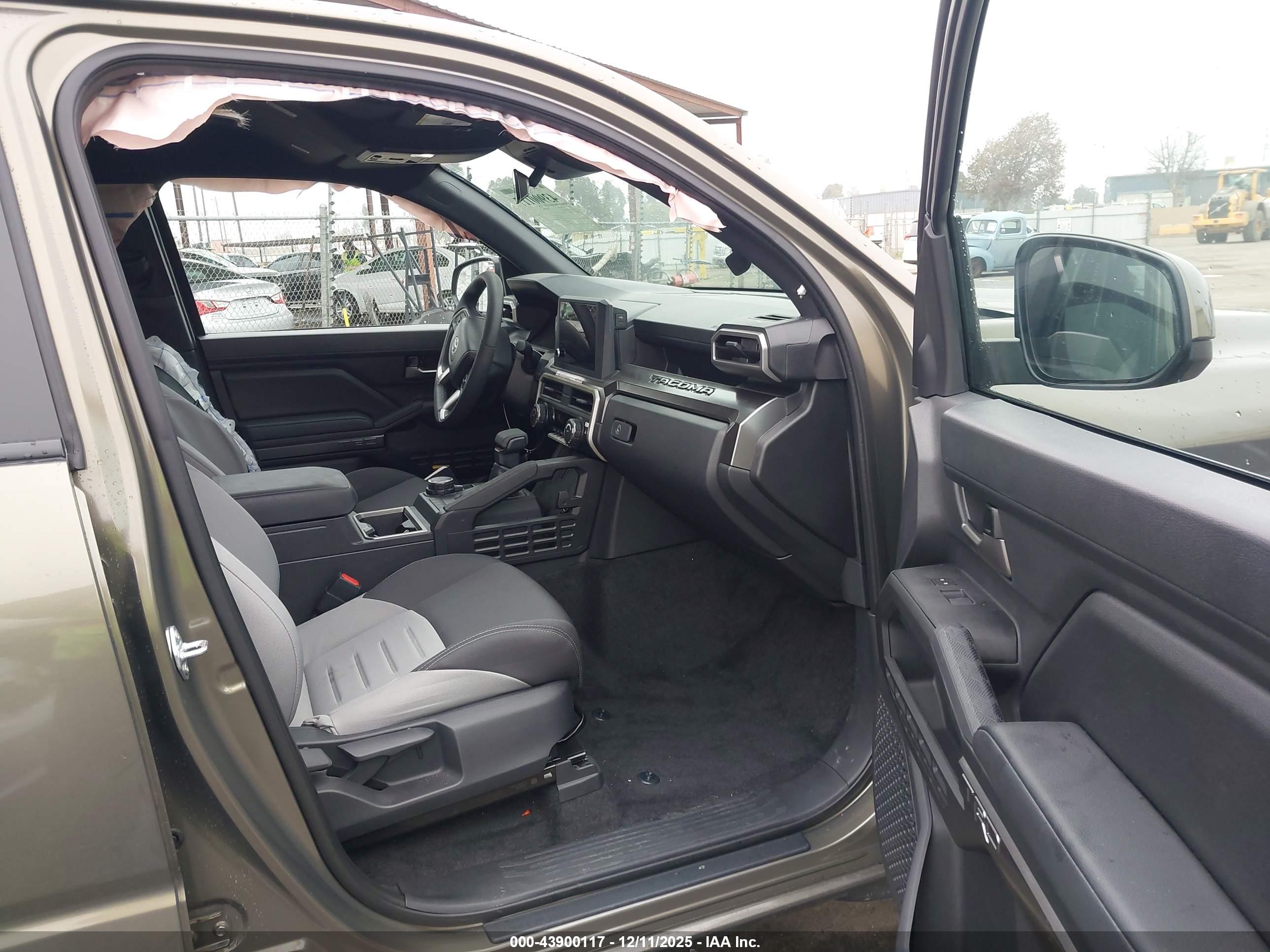 TOYOTA TACOMA image 5