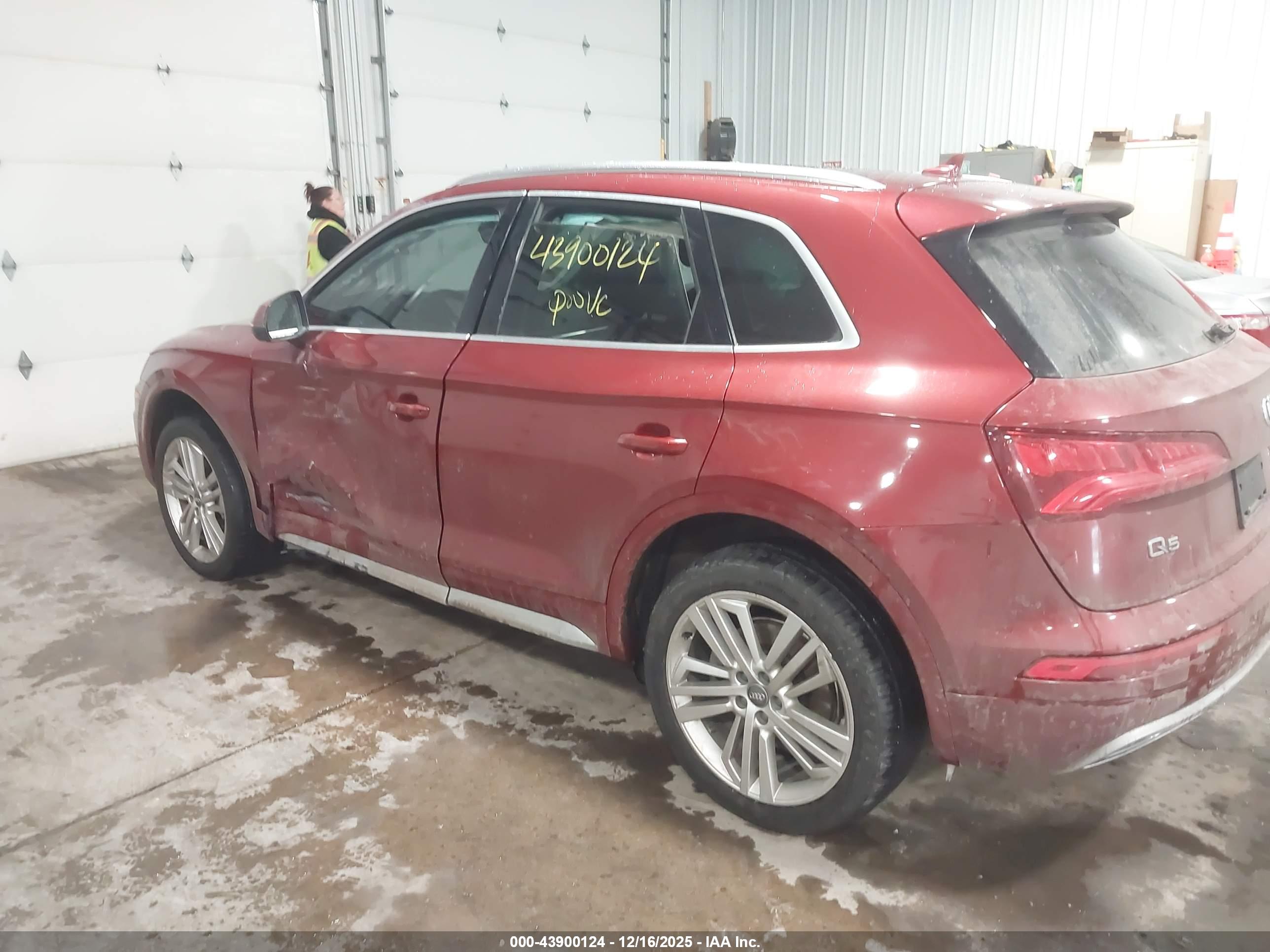 AUDI Q5 image 6