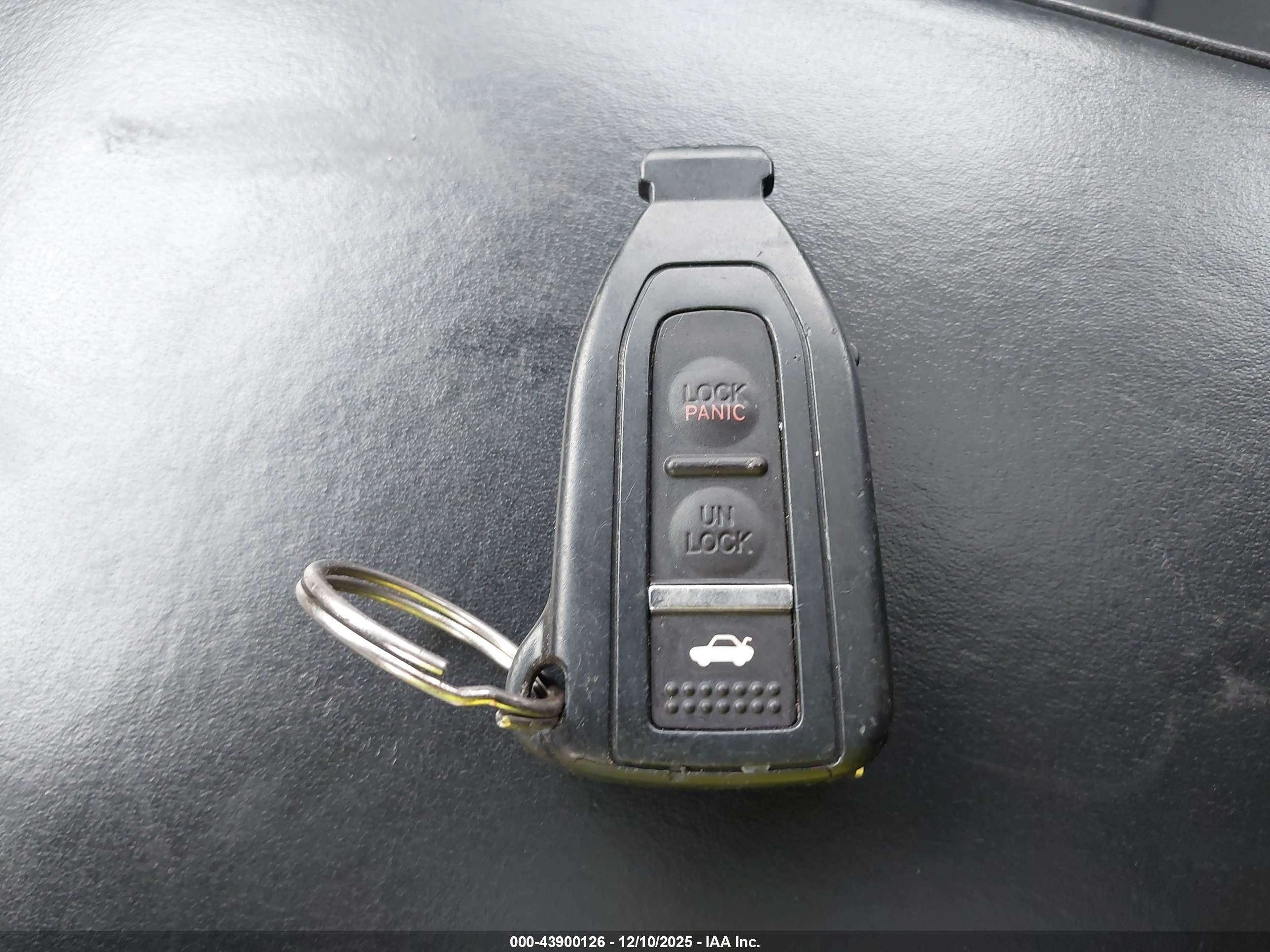LEXUS LS image 11