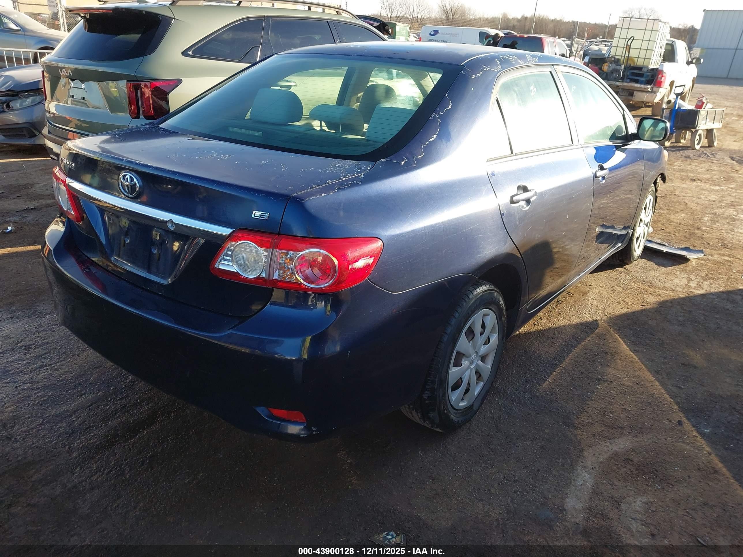 TOYOTA COROLLA image 4