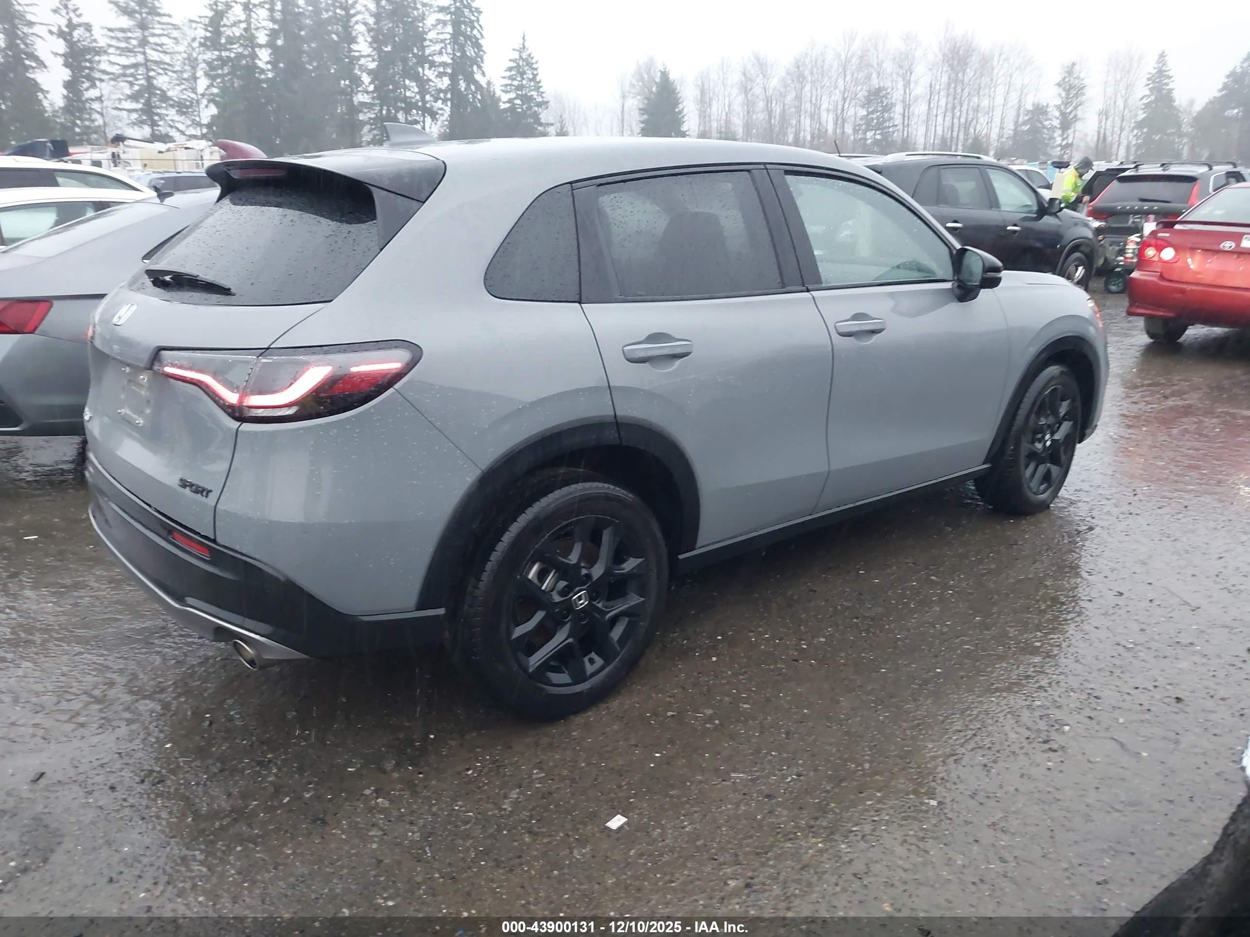 HONDA HR-V image 4