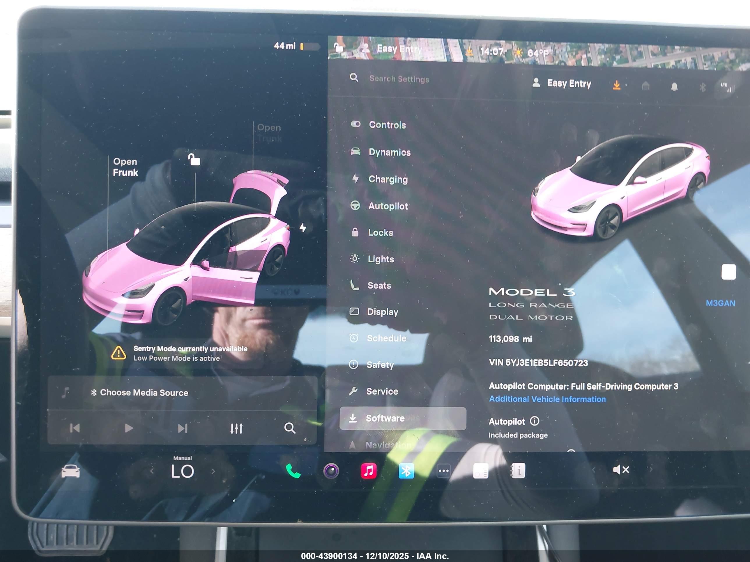TESLA MODEL image 7