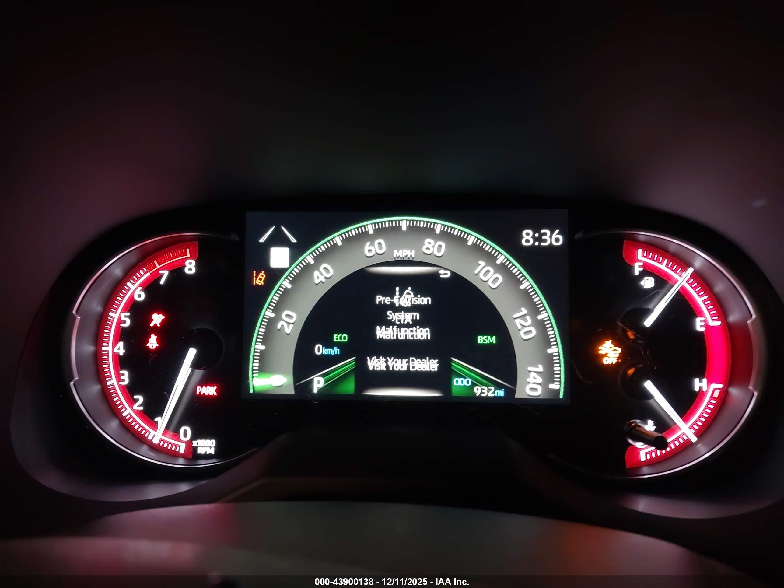 TOYOTA RAV4 image 7