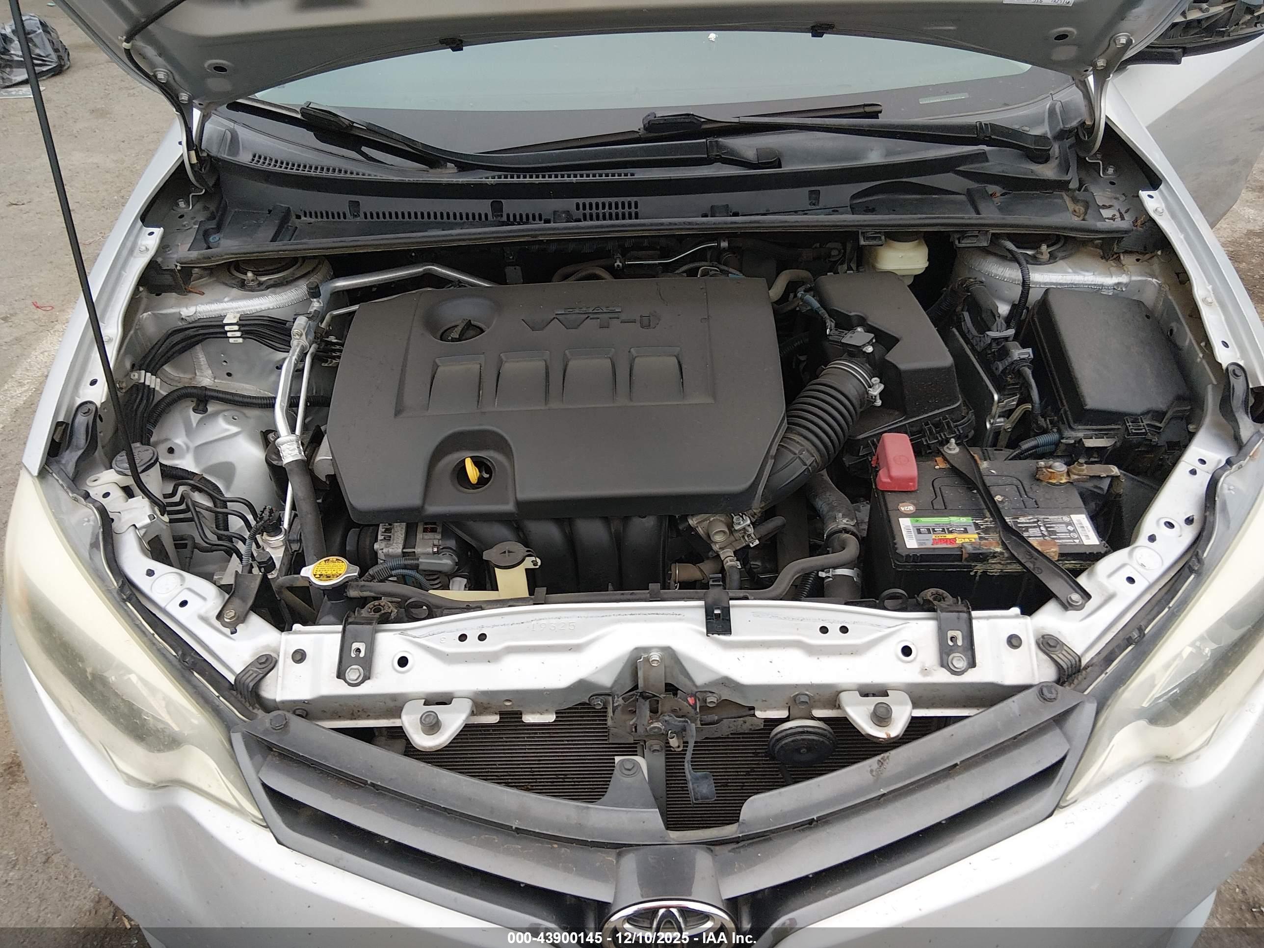 TOYOTA COROLLA image 10