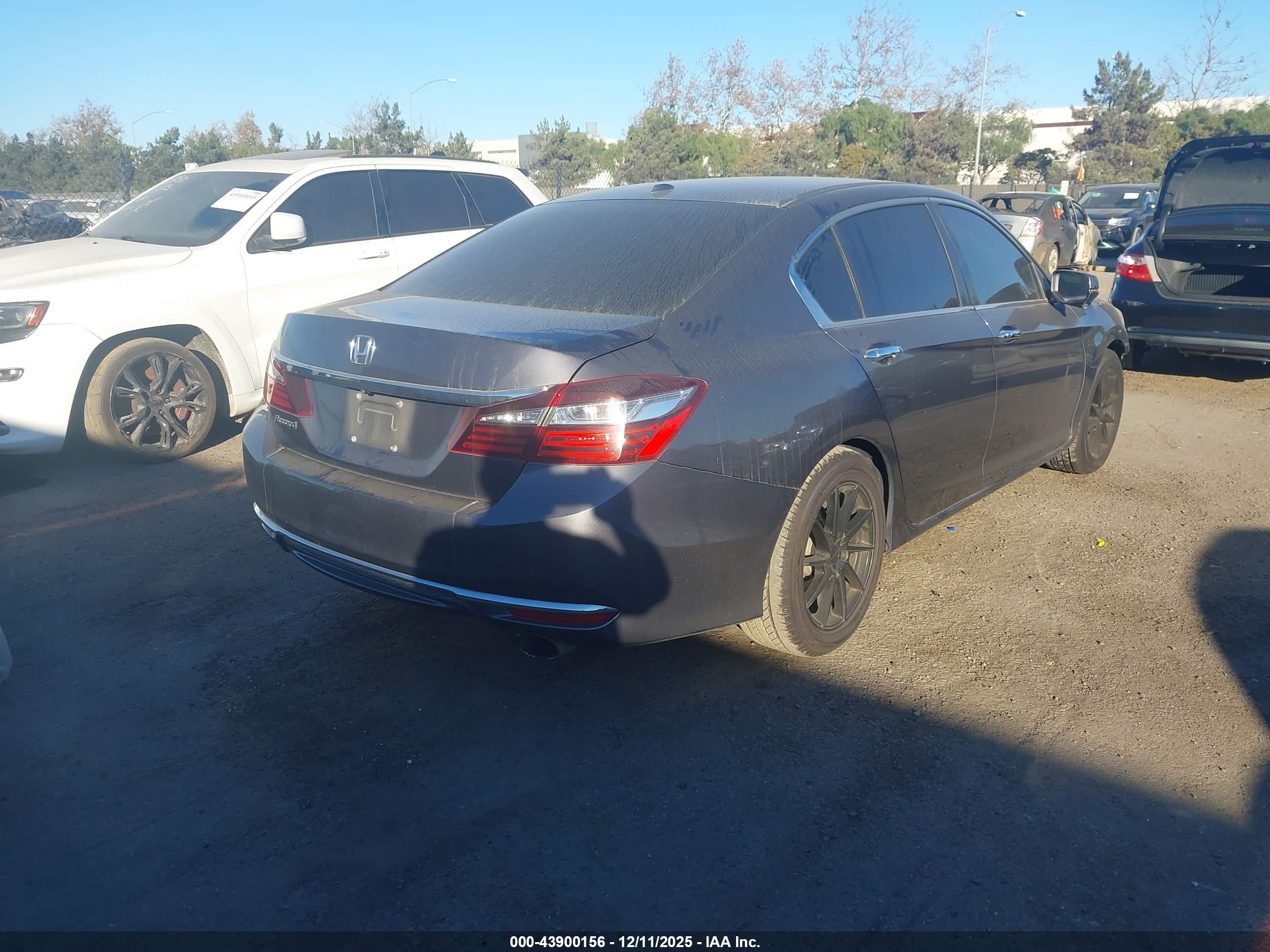 HONDA ACCORD image 4