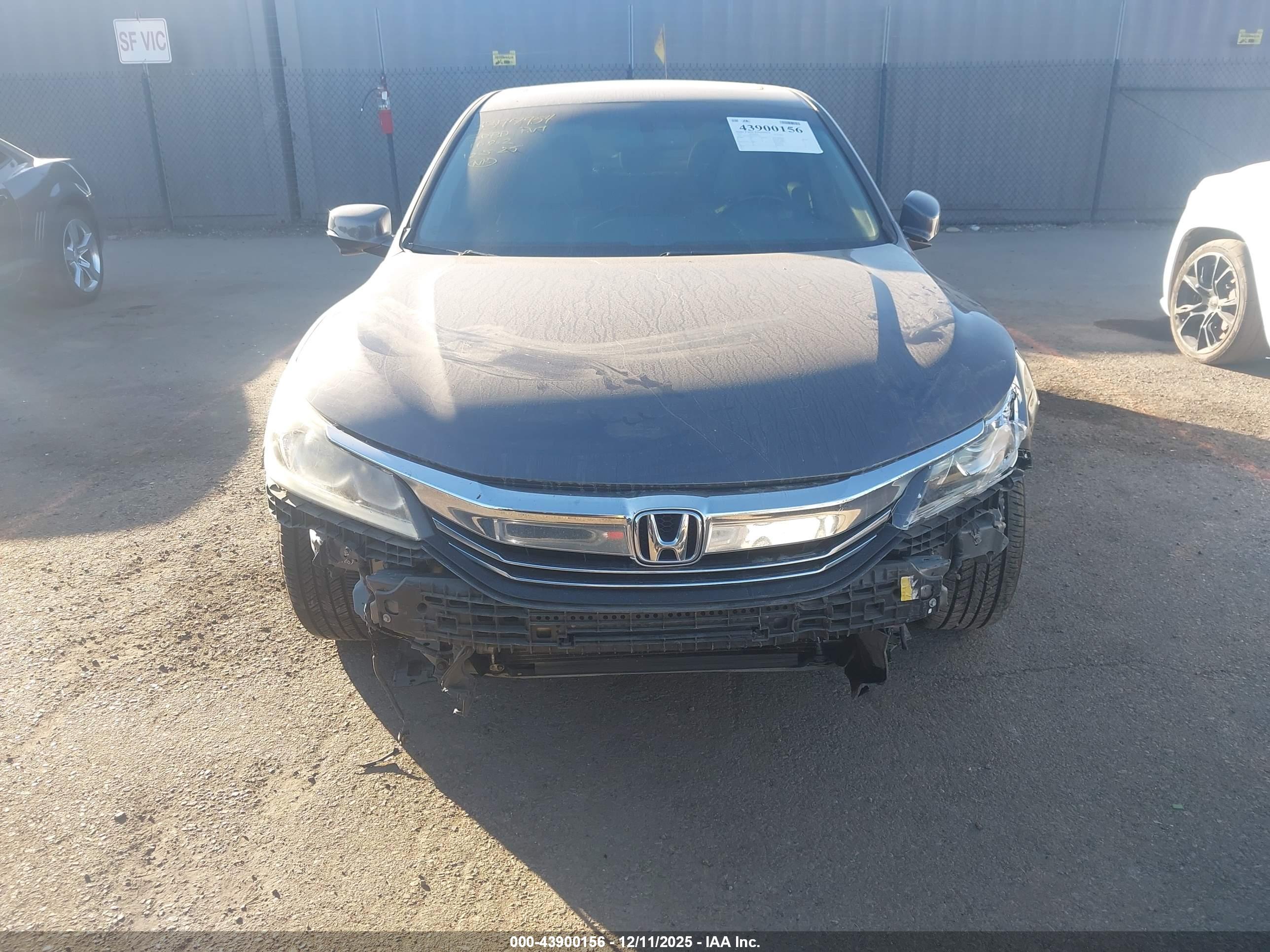 HONDA ACCORD image 6