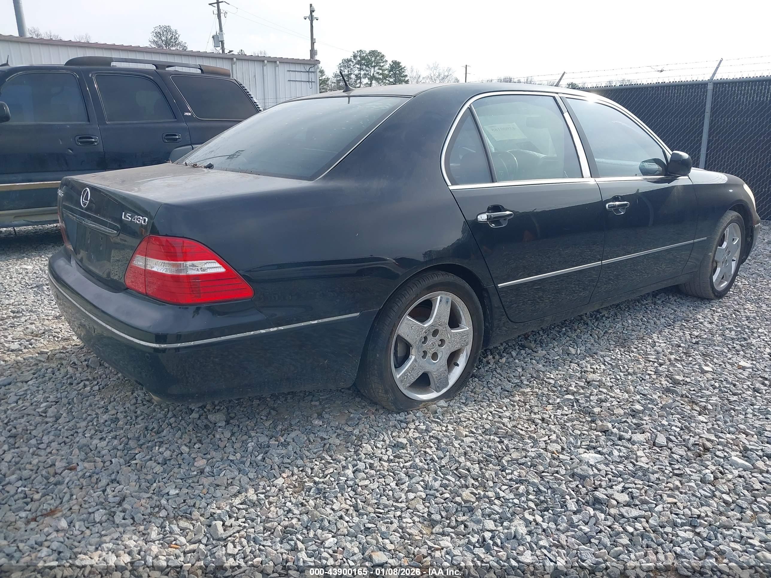 LEXUS LS image 4