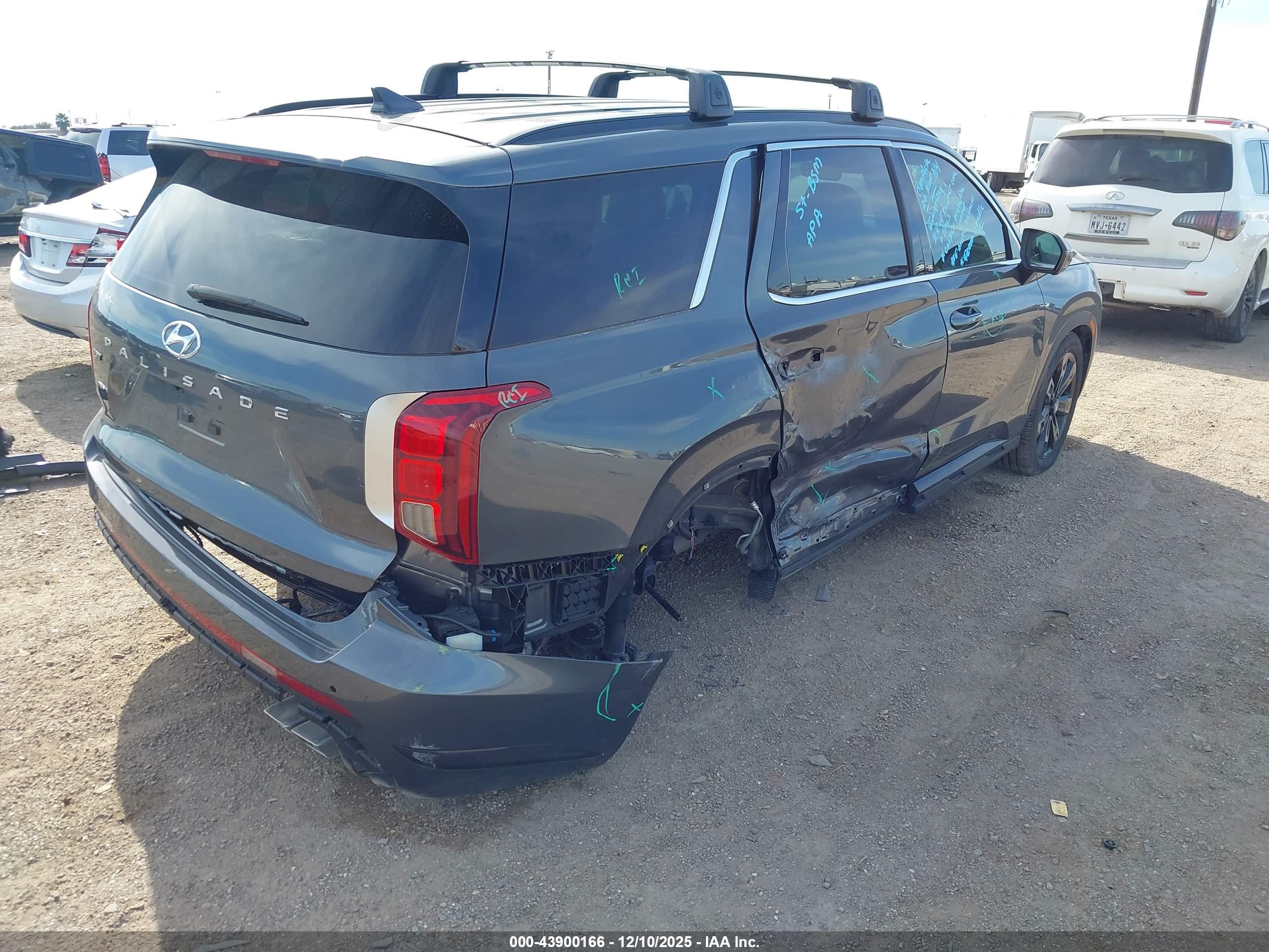 HYUNDAI PALISADE image 4