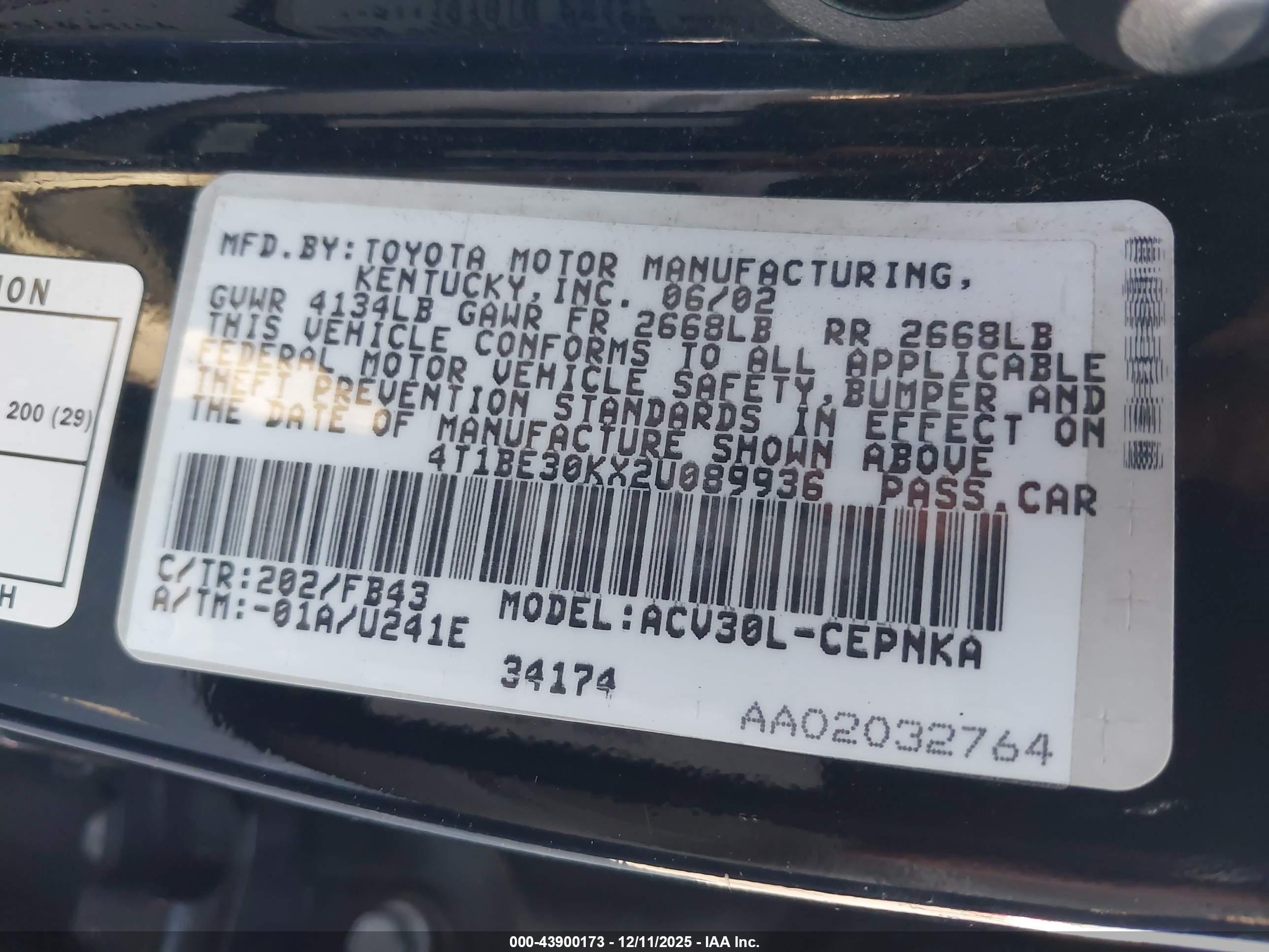 TOYOTA CAMRY image 9
