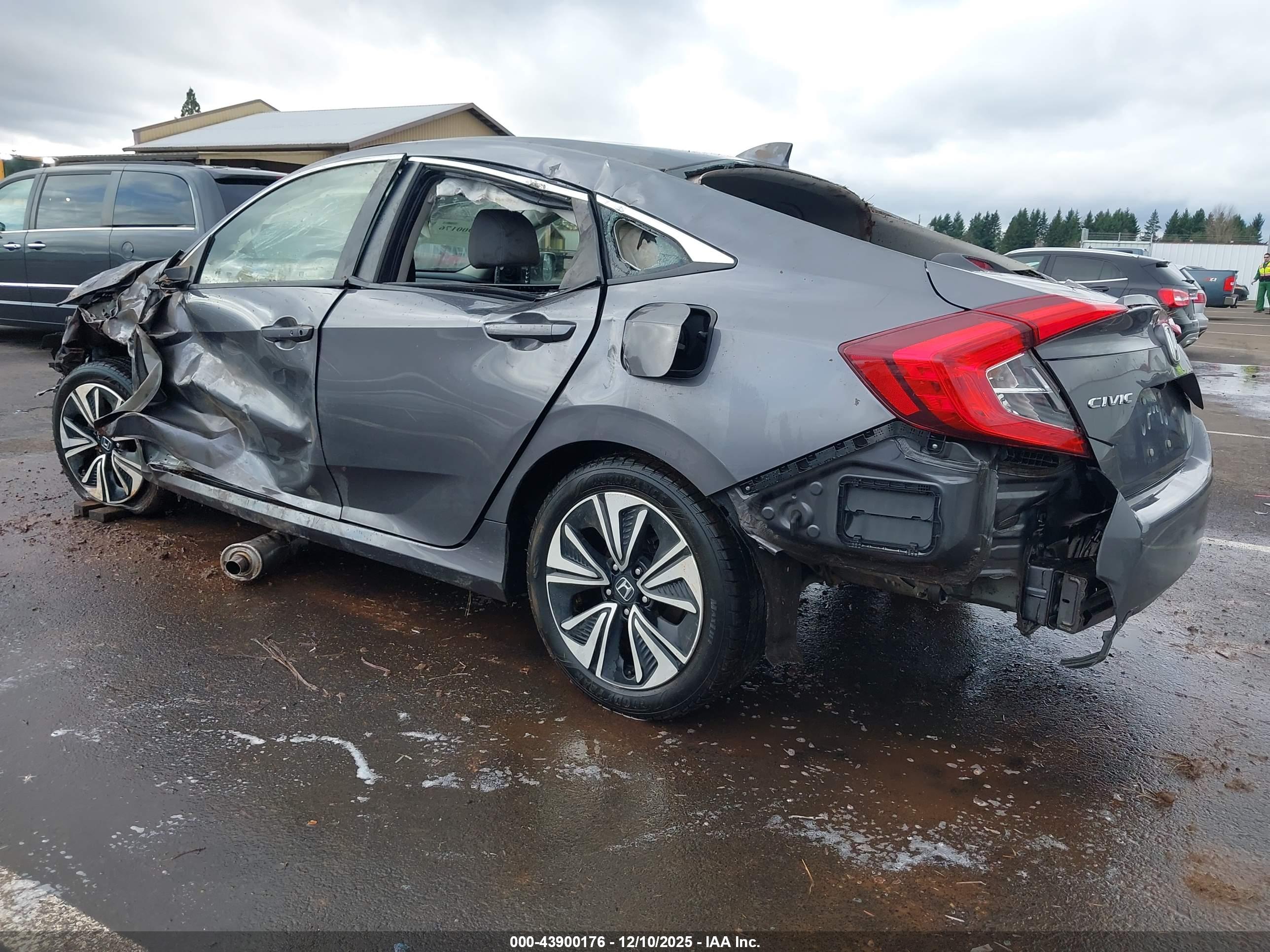 HONDA CIVIC image 3