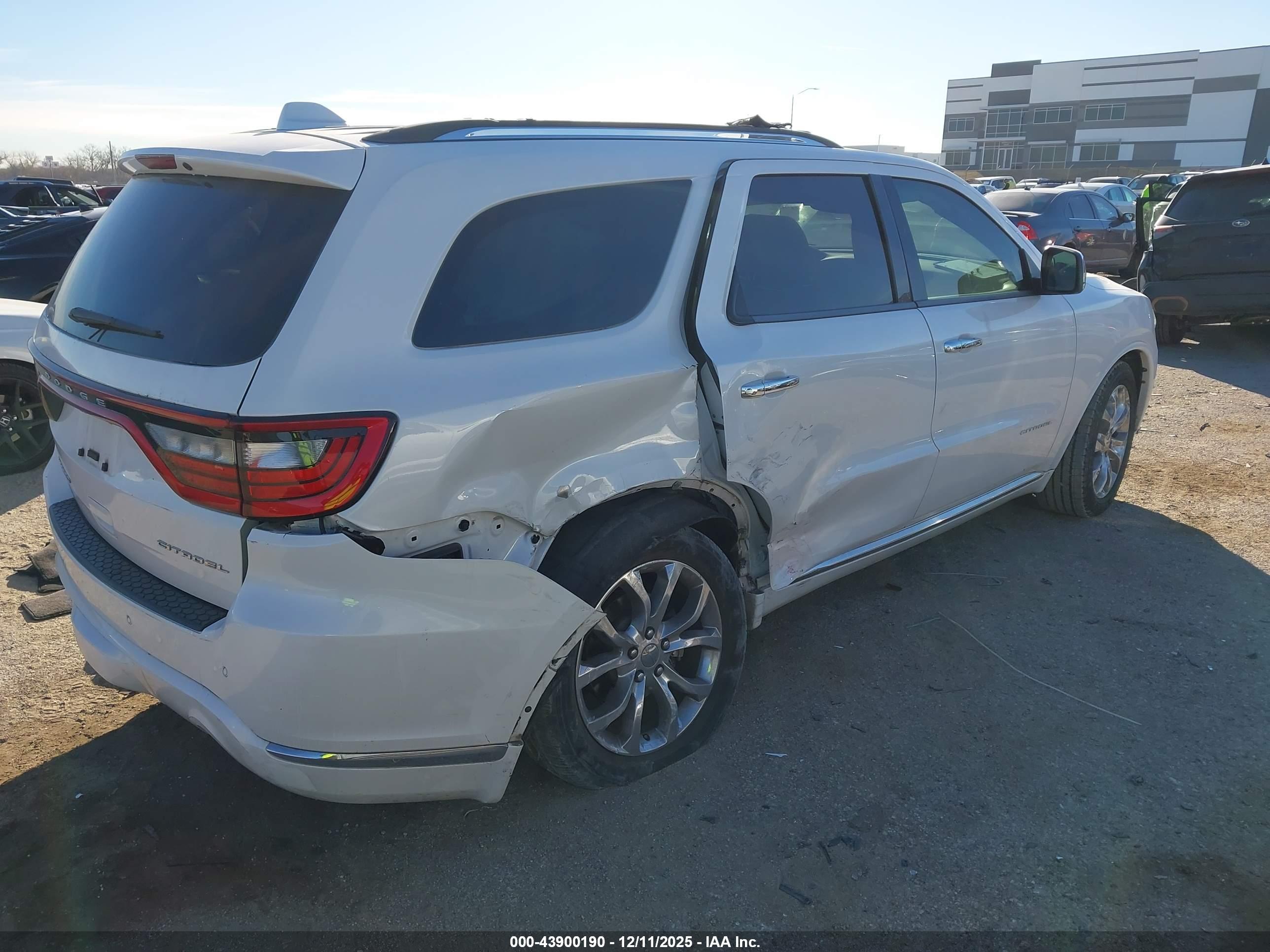 DODGE DURANGO image 4