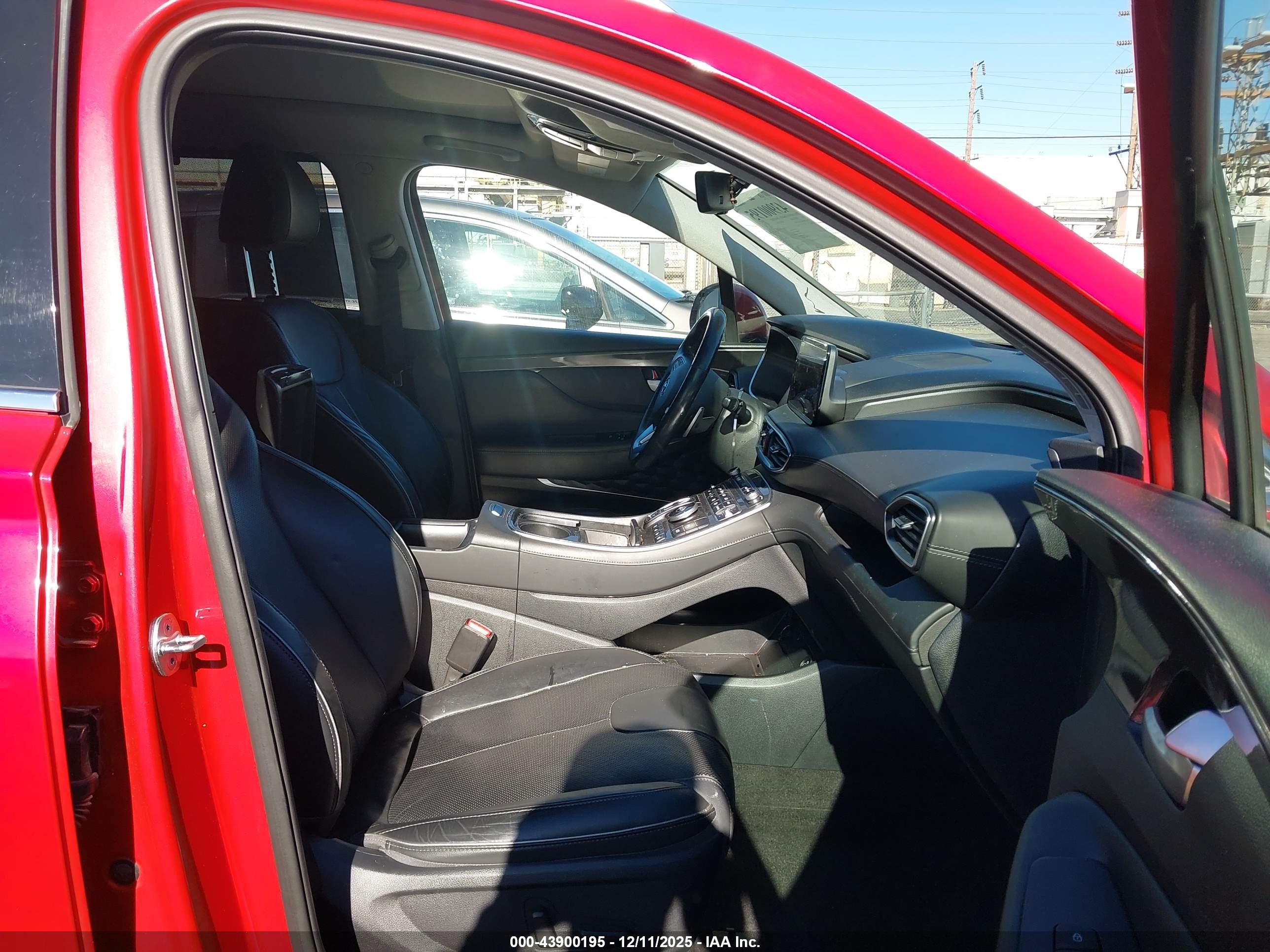 HYUNDAI SANTA image 5