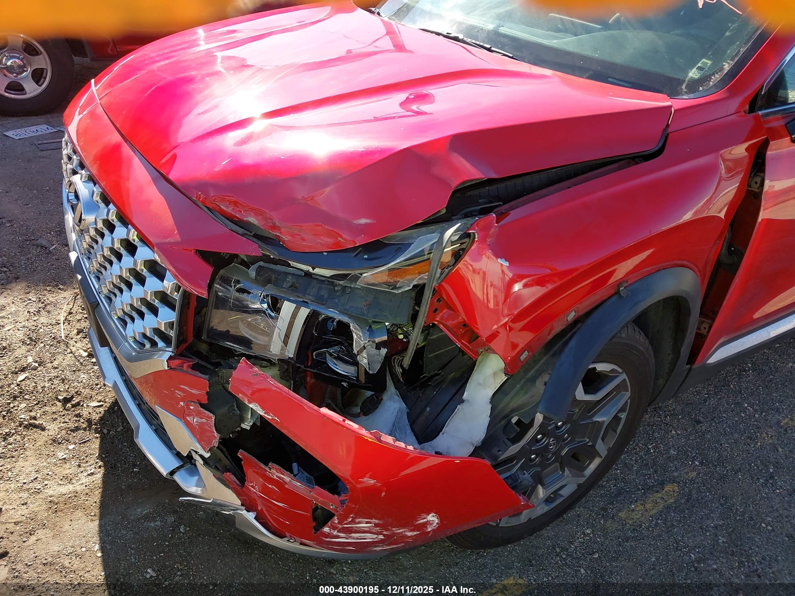 HYUNDAI SANTA image 6