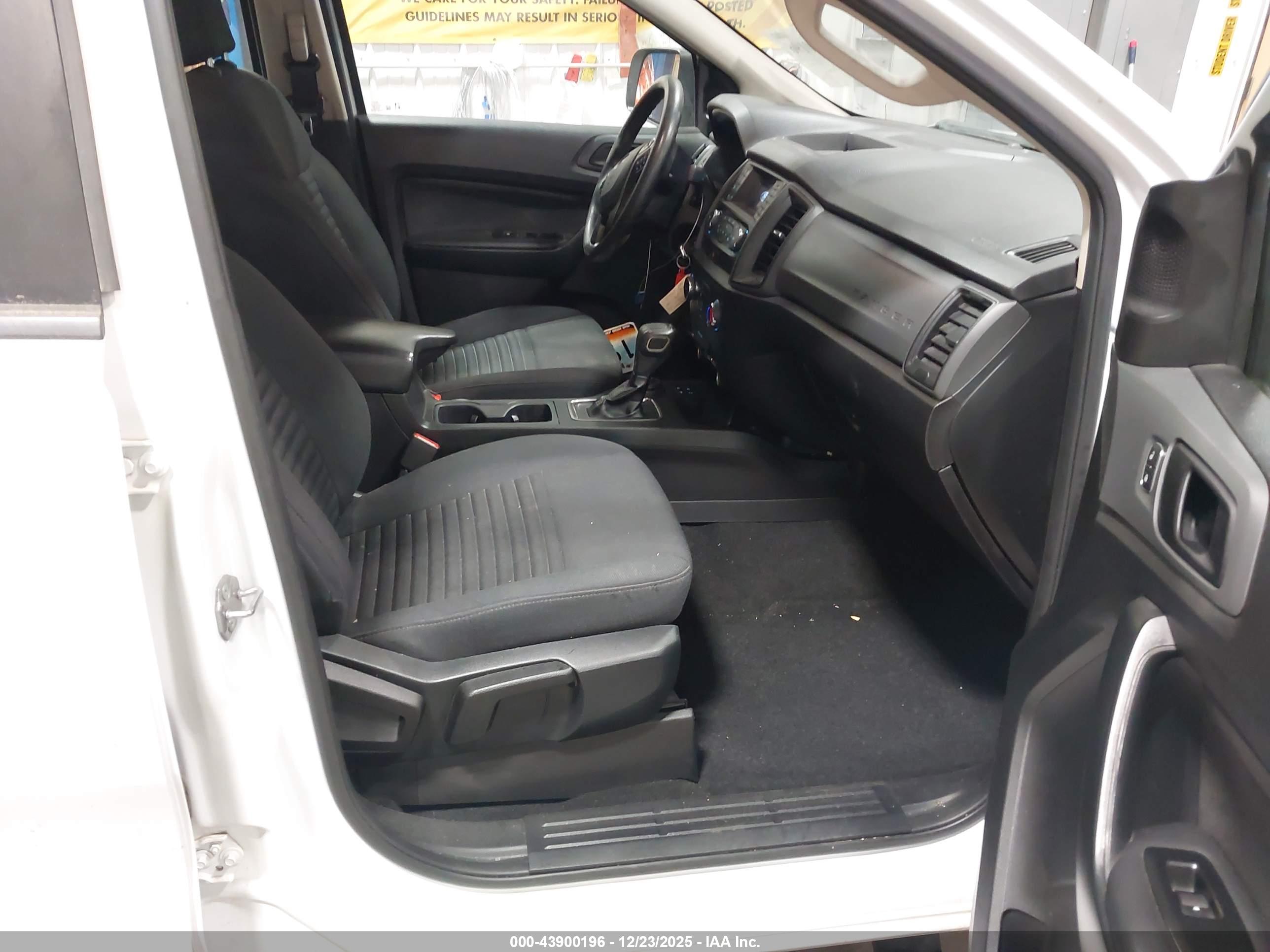 FORD RANGER image 5