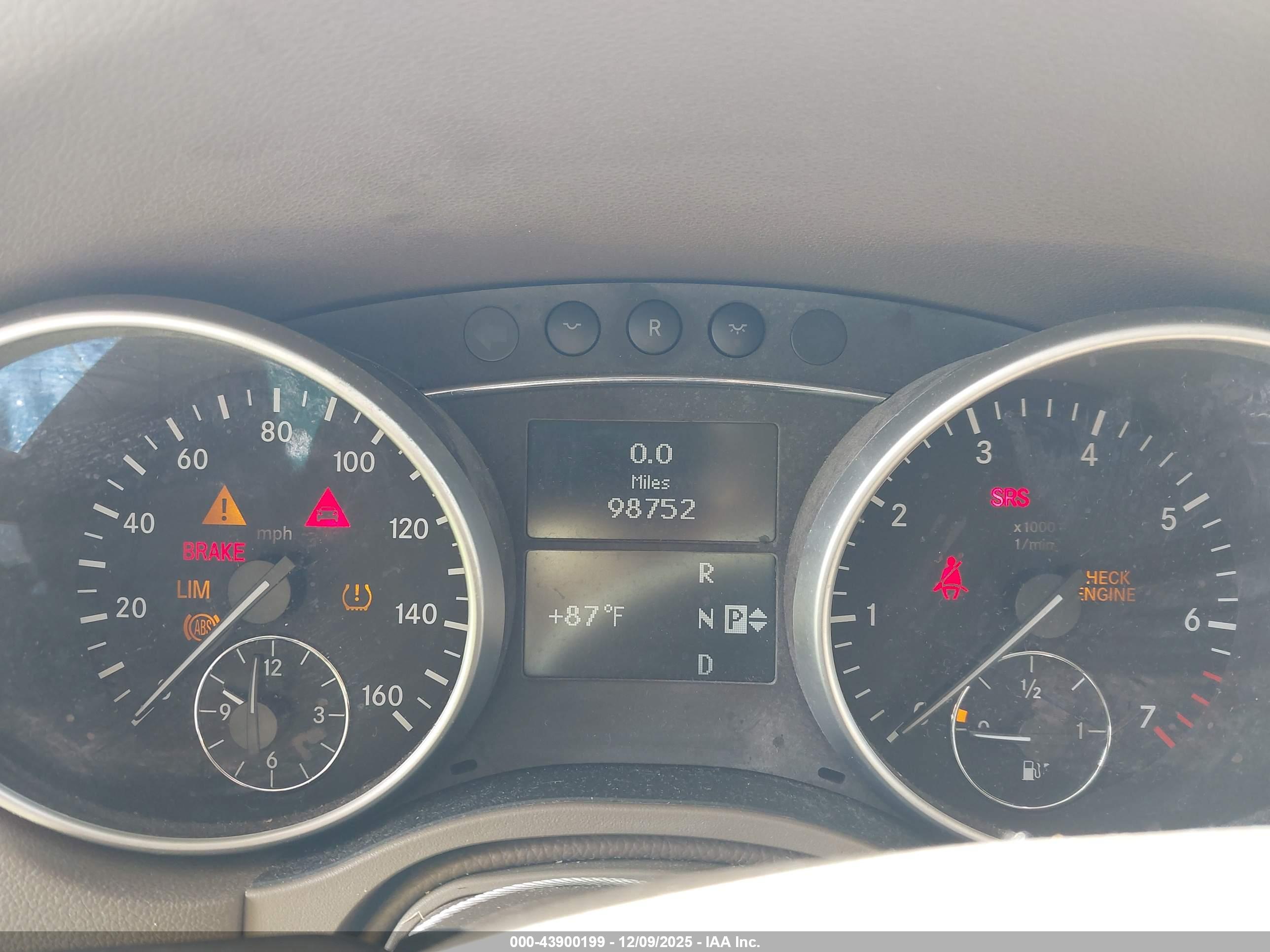 MERCEDES-BENZ ML image 7