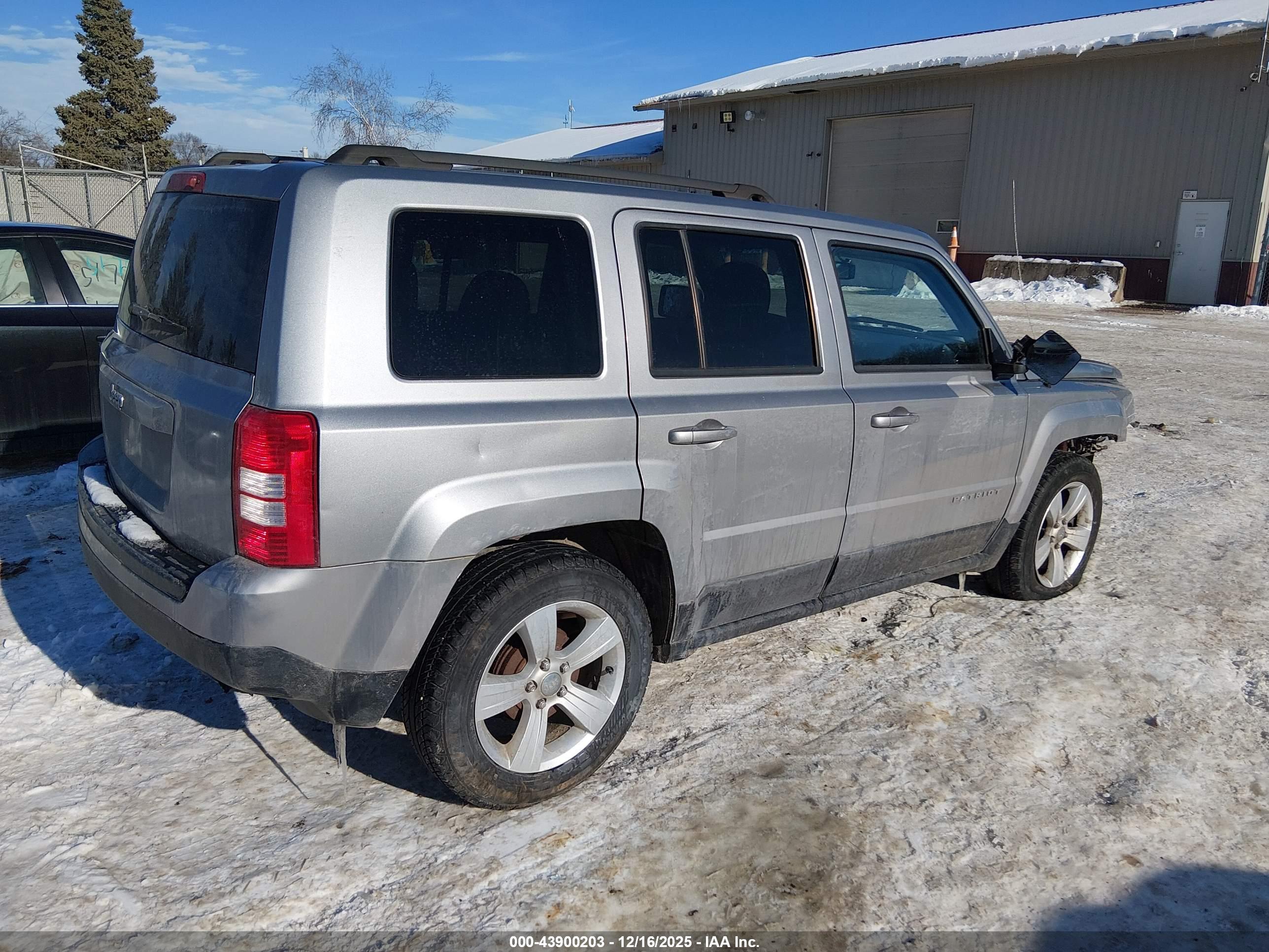 JEEP PATRIOT image 4