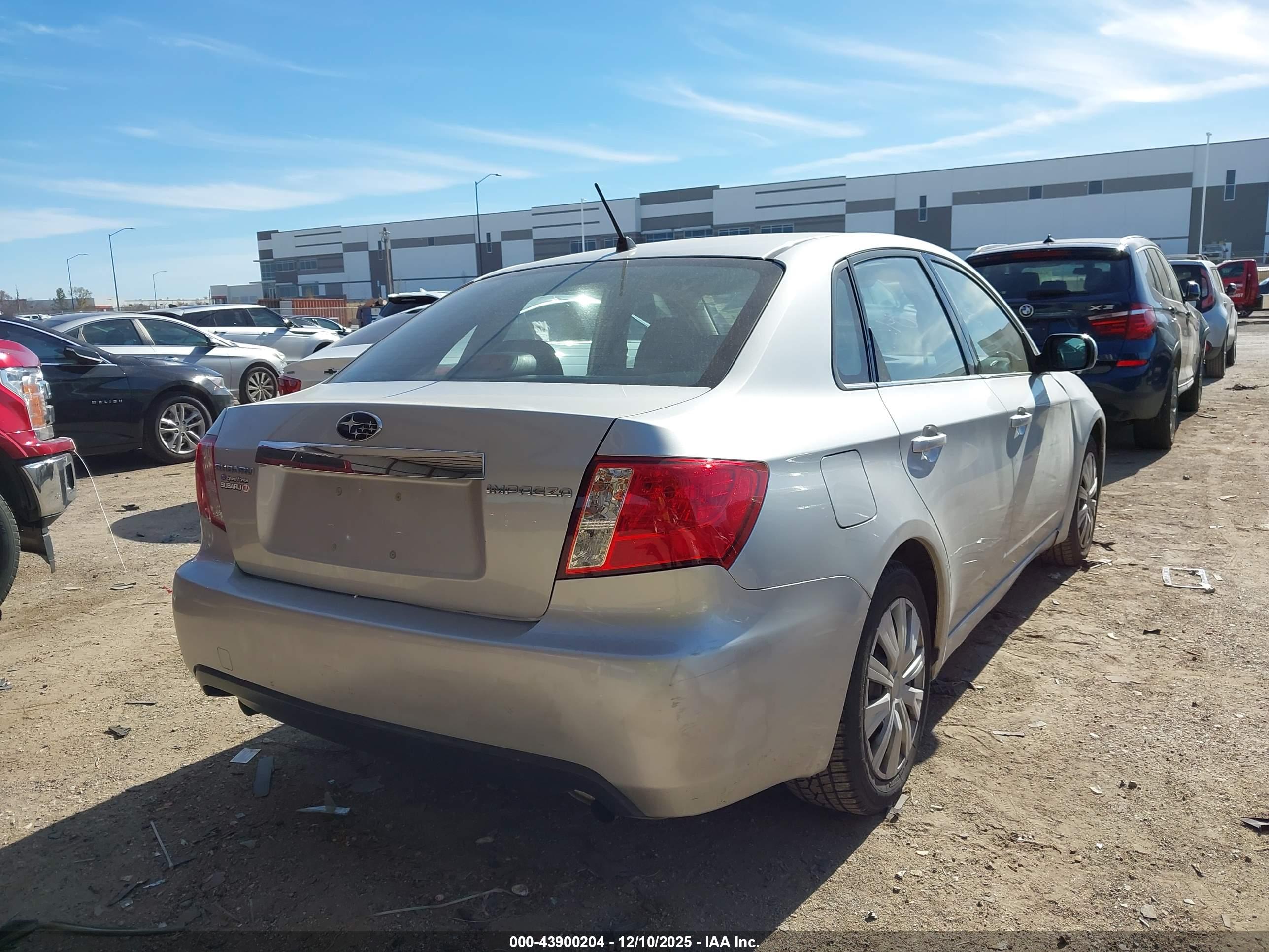 SUBARU IMPREZA image 4