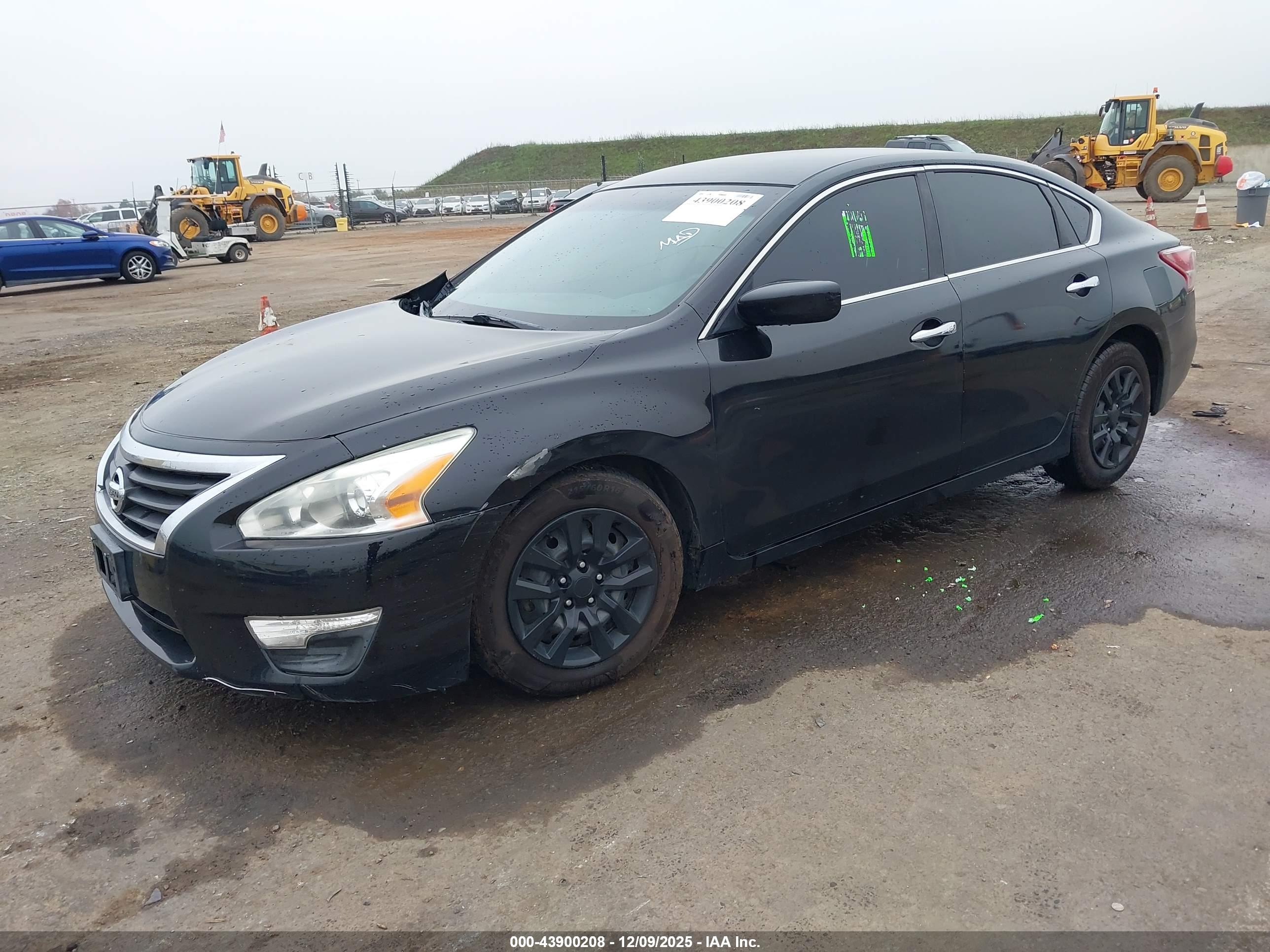 NISSAN ALTIMA image 2
