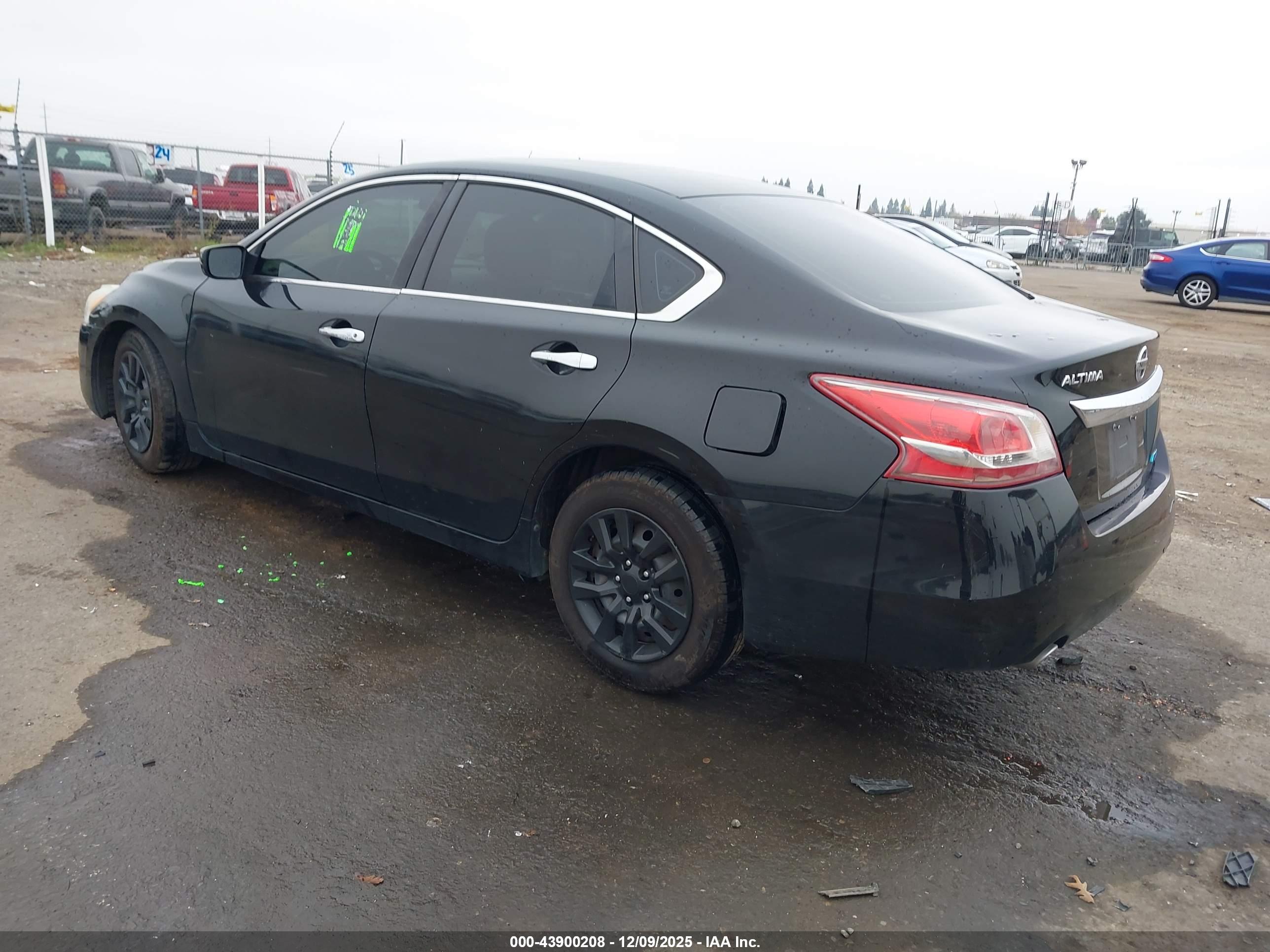 NISSAN ALTIMA image 3