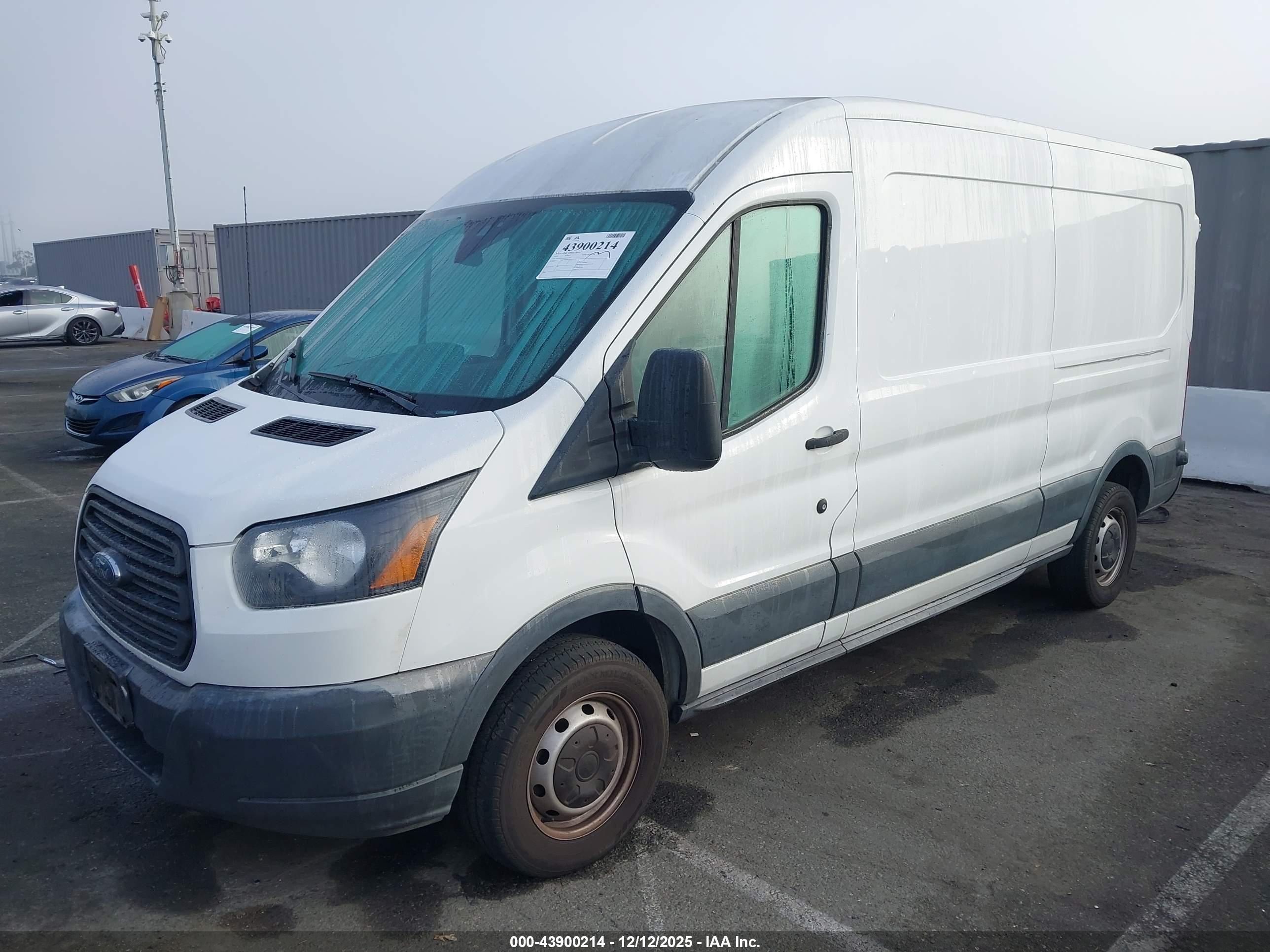 FORD TRANSIT-250 image 2