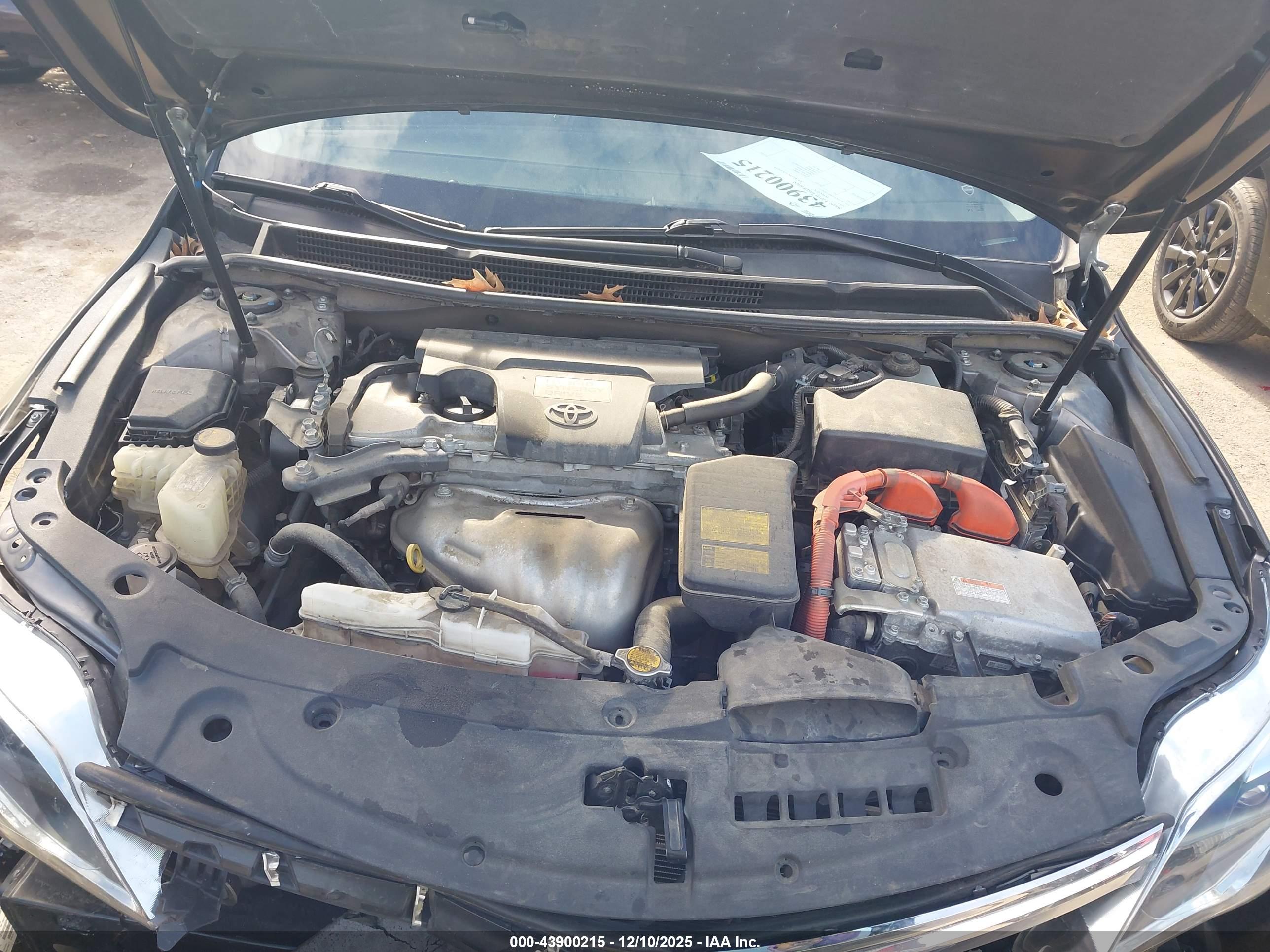 TOYOTA AVALON image 10