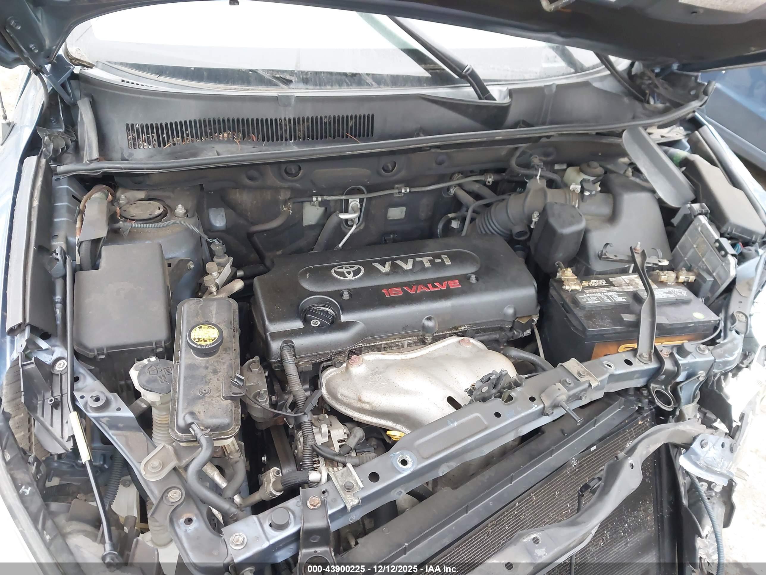 TOYOTA RAV4 image 10