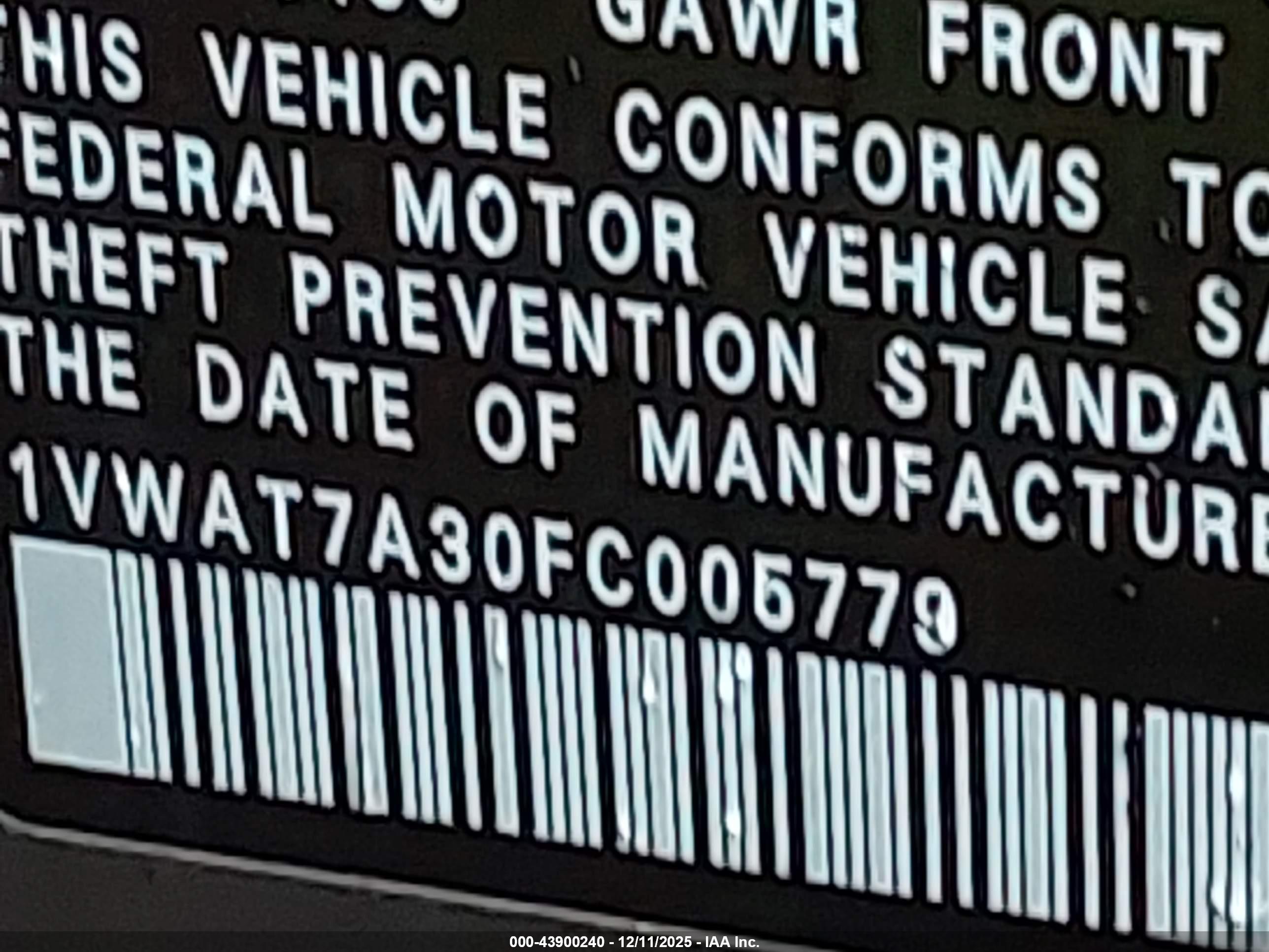 VOLKSWAGEN PASSAT image 9