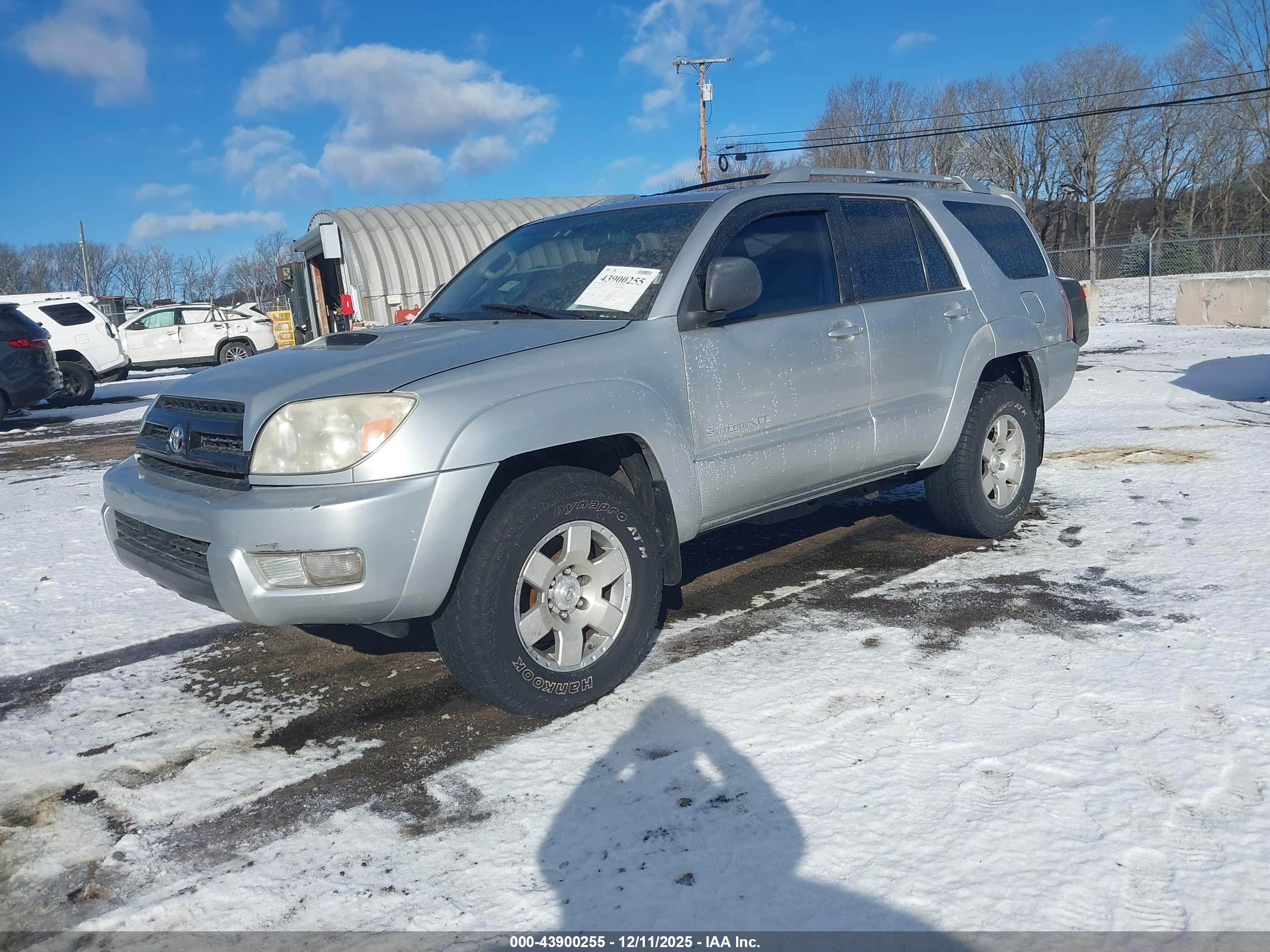 TOYOTA 4RUNNER image 2