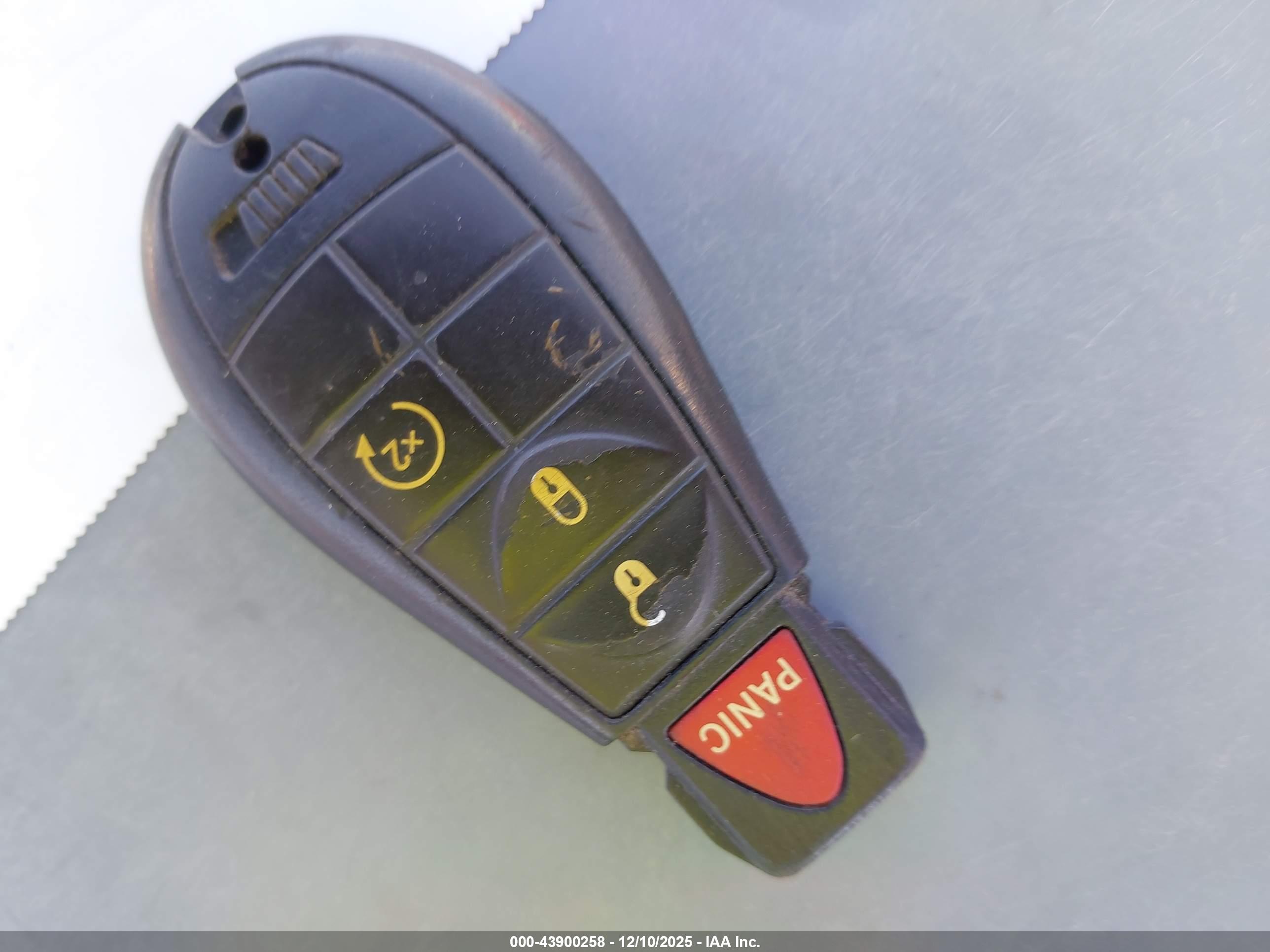 JEEP CHEROKEE image 11