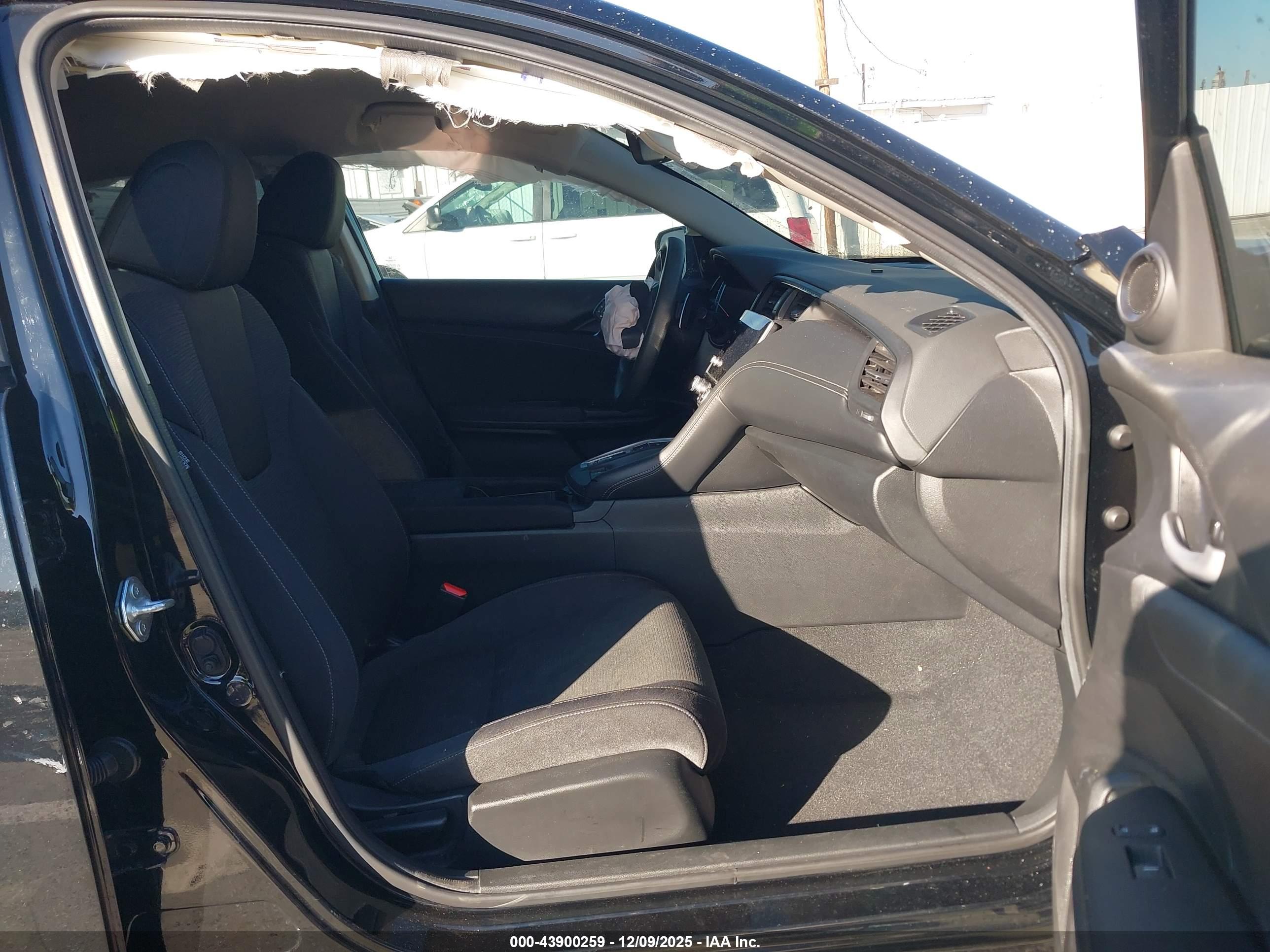 HONDA INSIGHT image 5