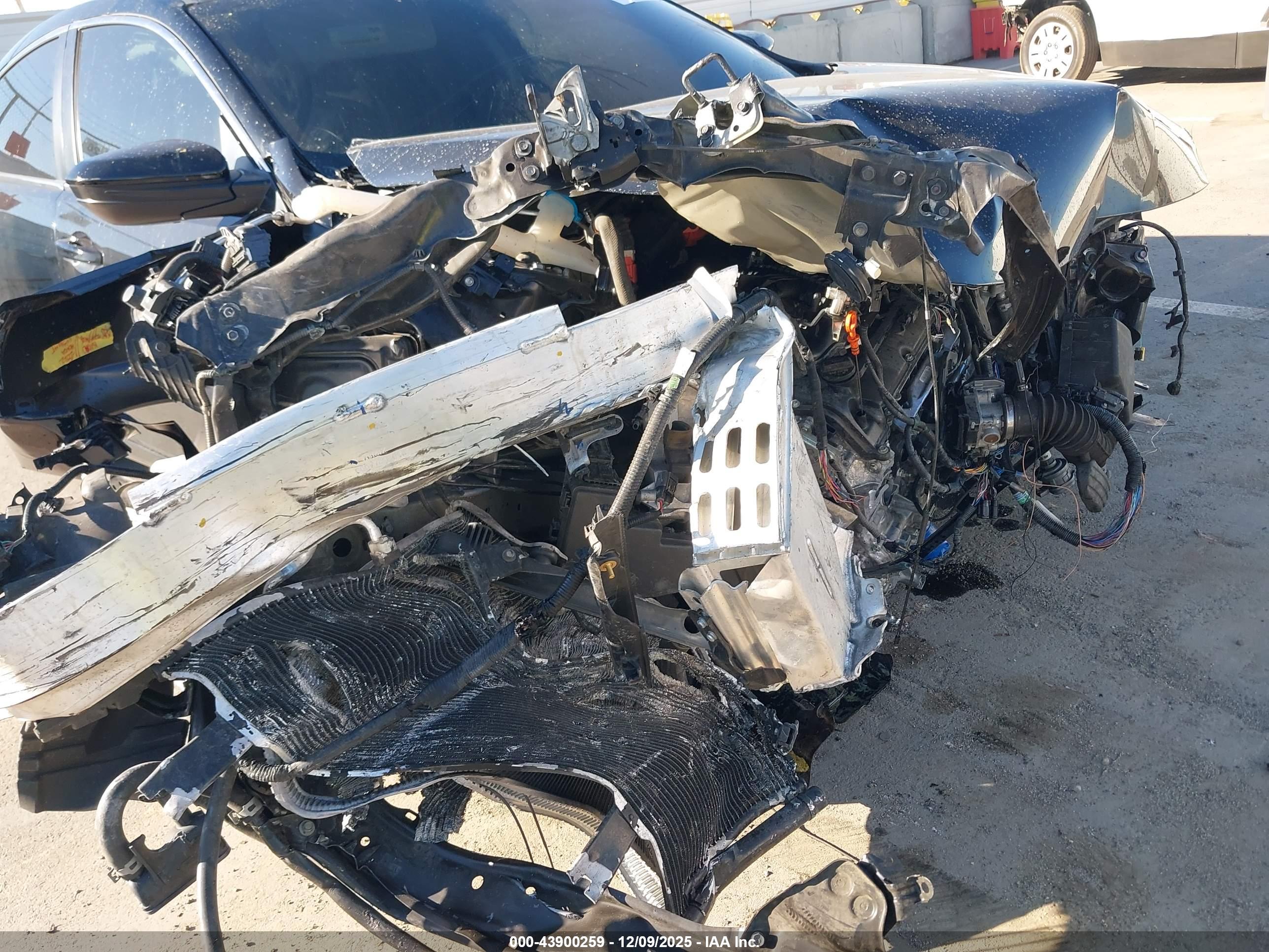 HONDA INSIGHT image 6