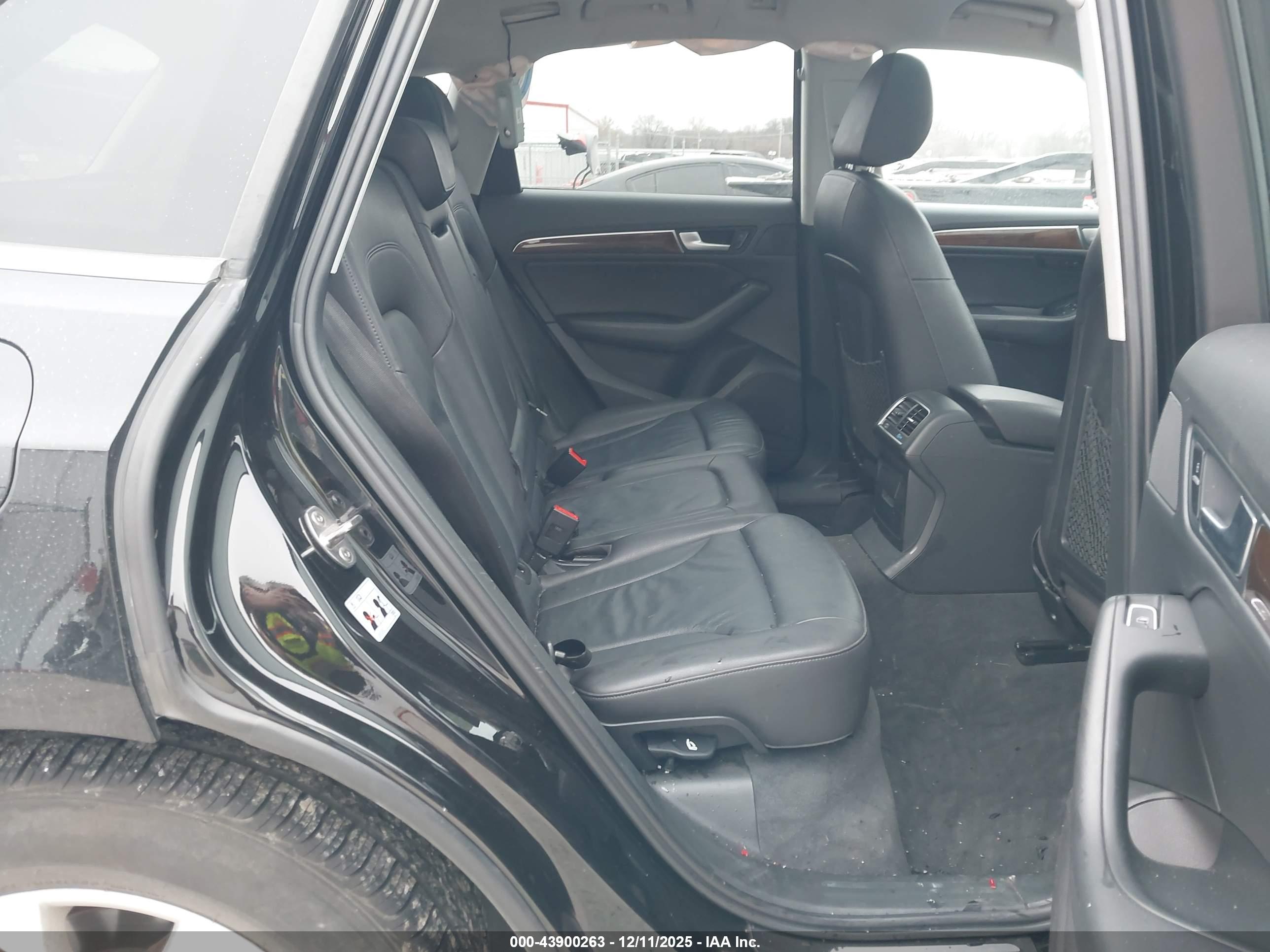 AUDI Q5 image 8