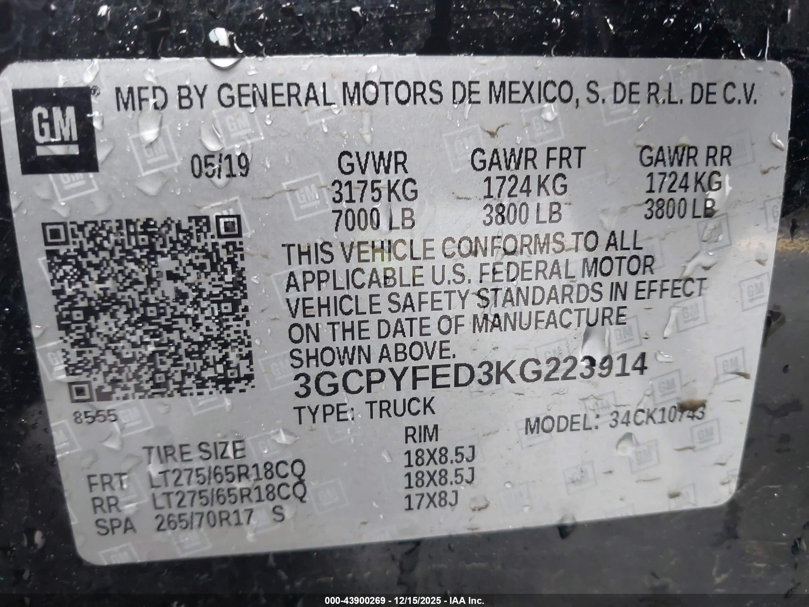 CHEVROLET SILVERADO image 9