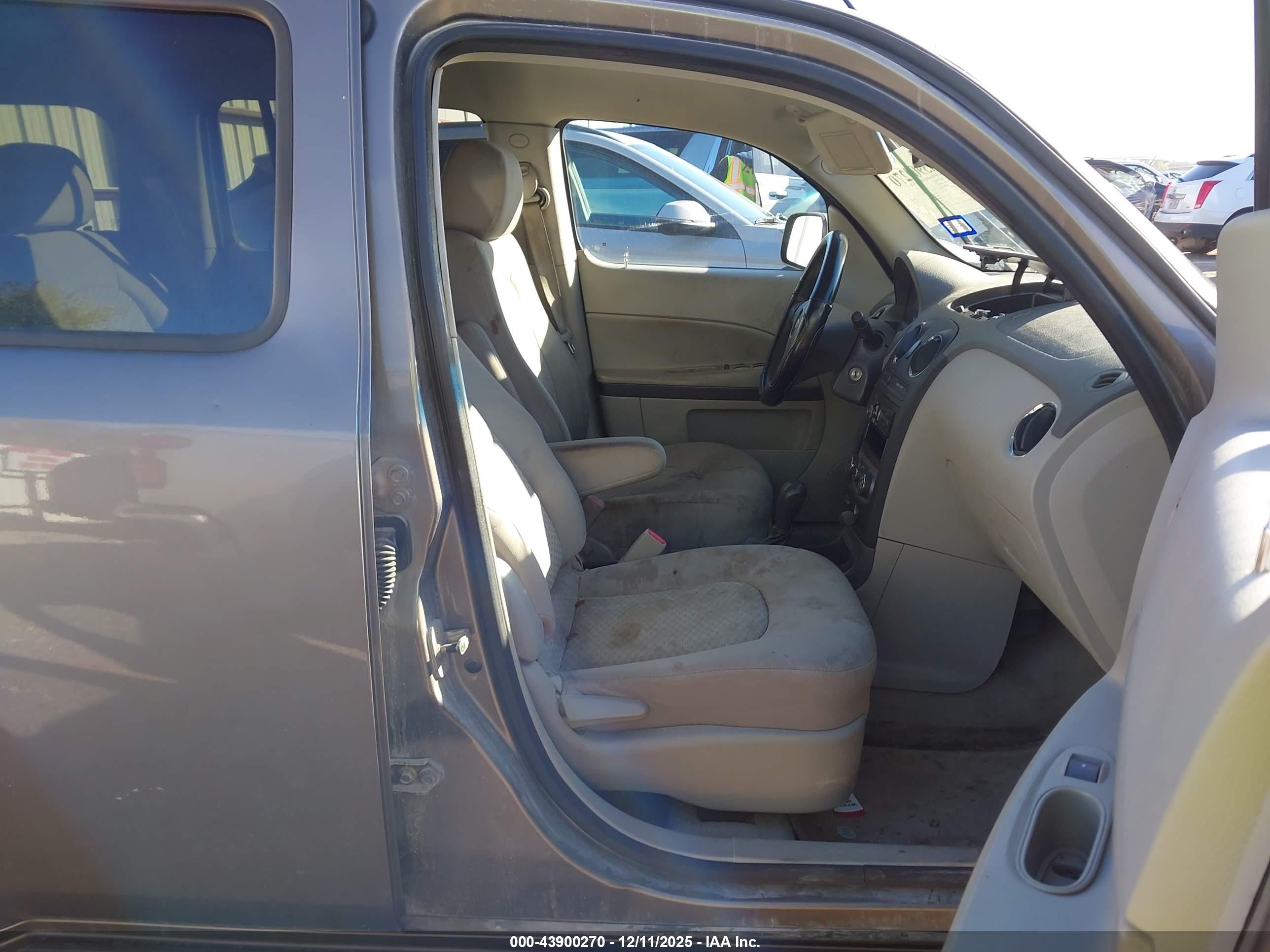 CHEVROLET HHR image 5