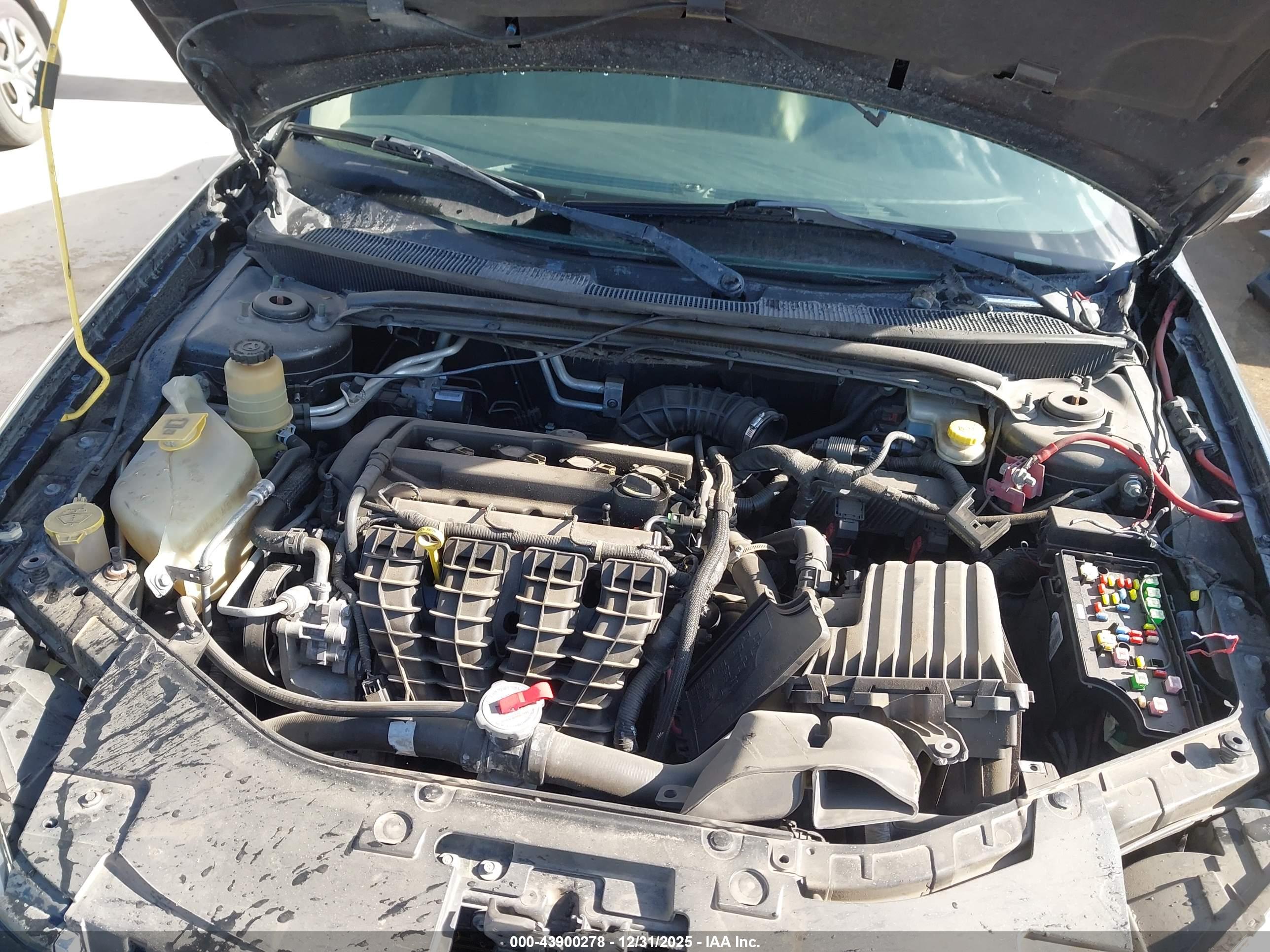 CHRYSLER 200 image 10