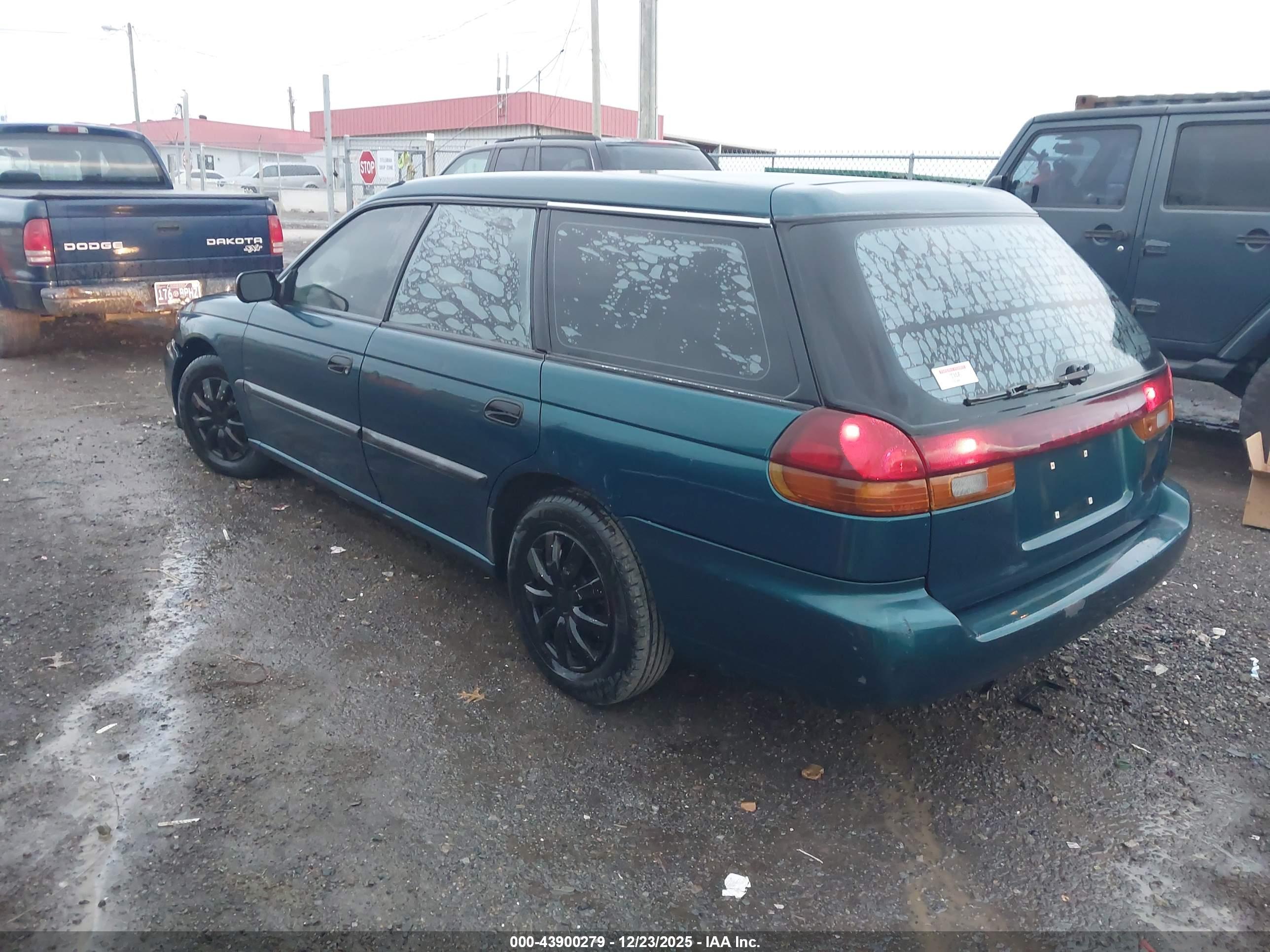 SUBARU LEGACY image 3