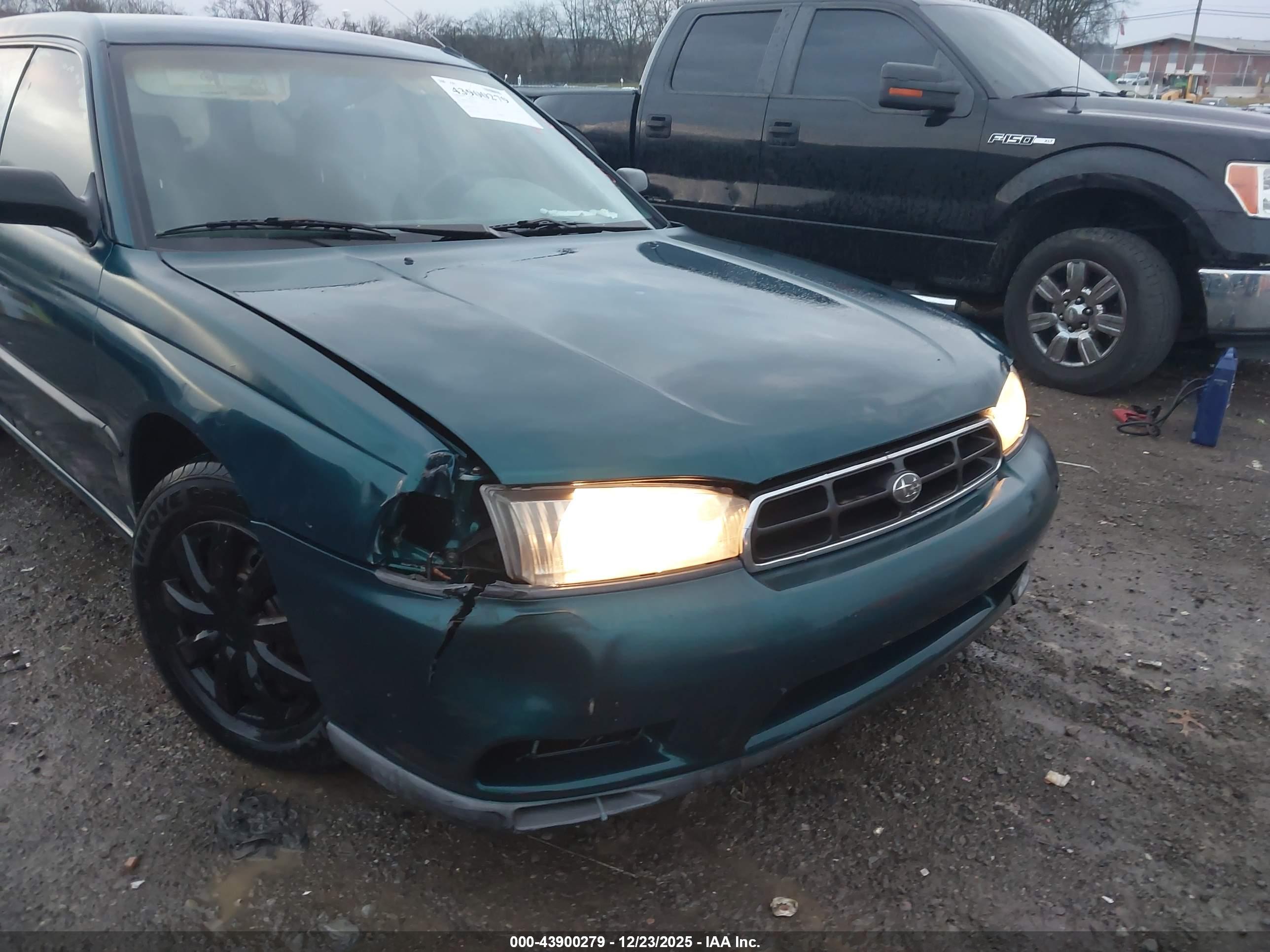SUBARU LEGACY image 6