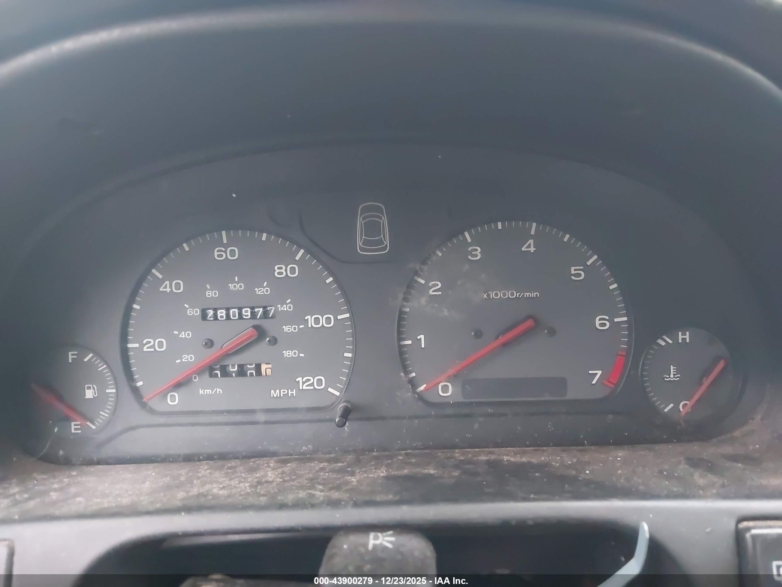 SUBARU LEGACY image 7