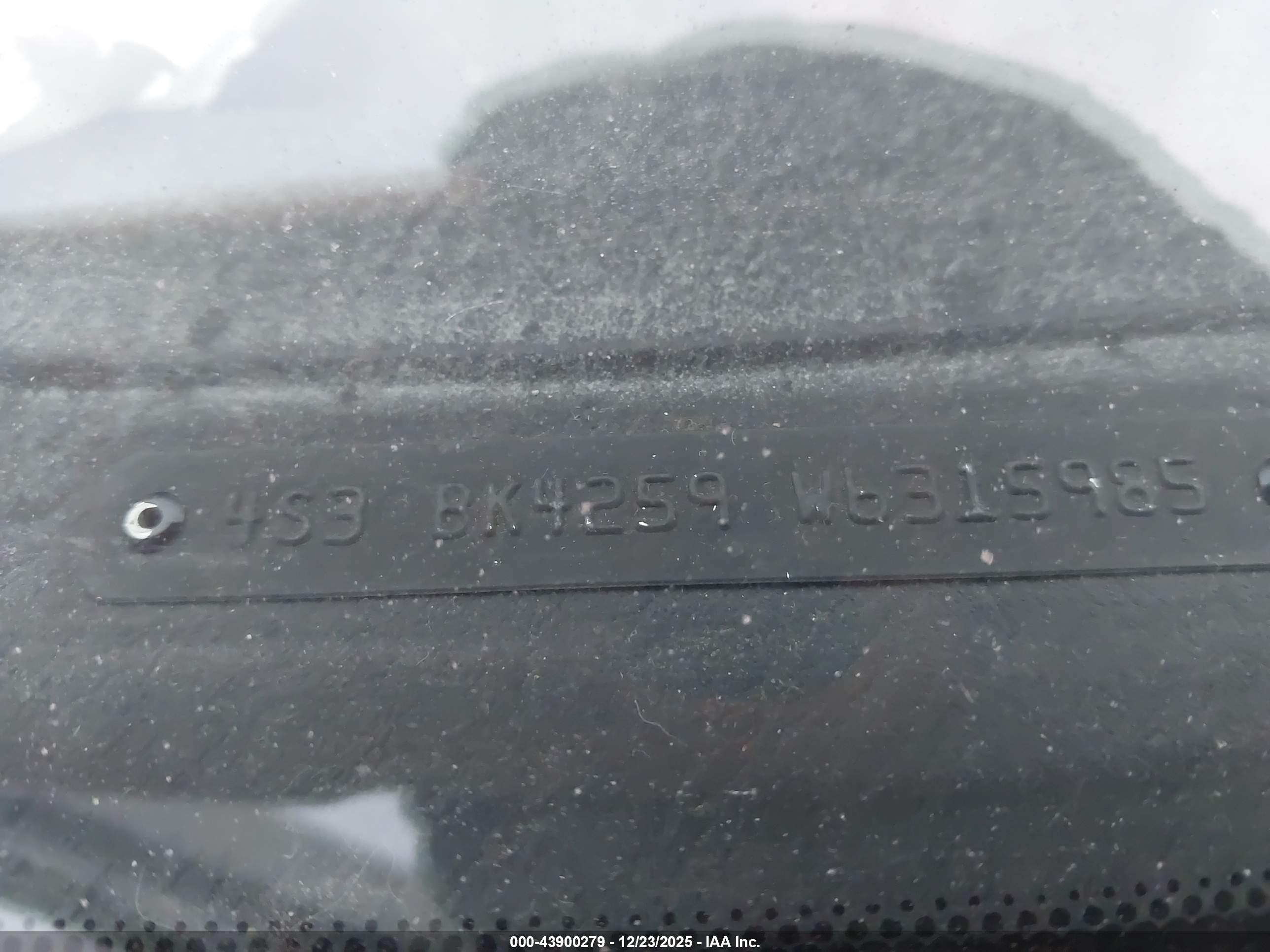 SUBARU LEGACY image 9