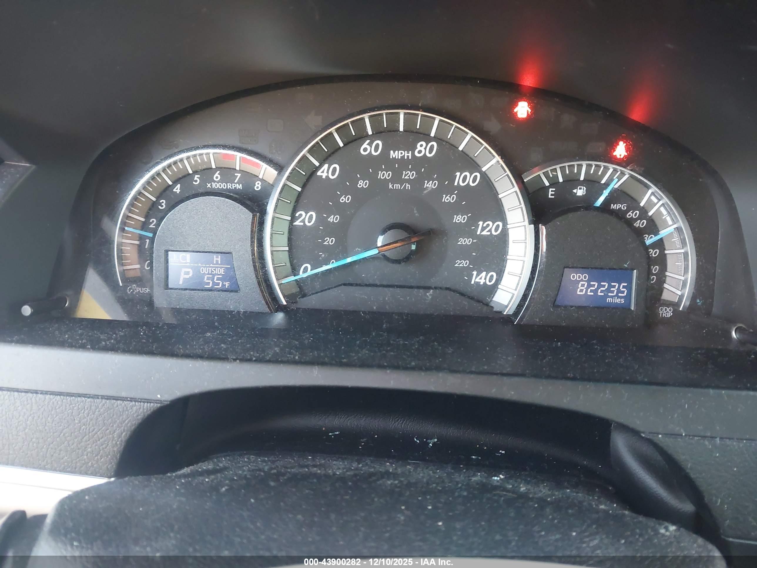 TOYOTA CAMRY image 7
