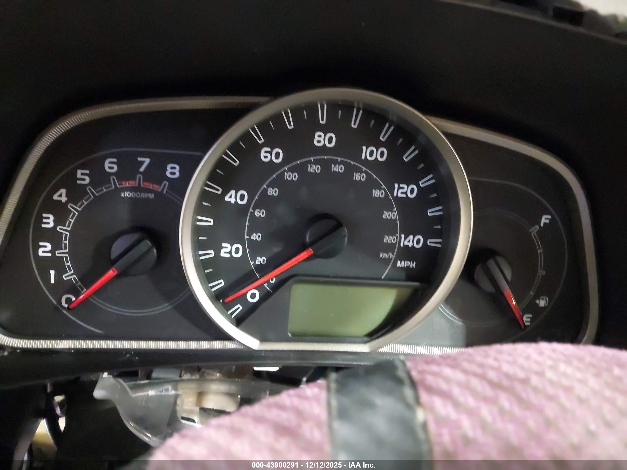 TOYOTA RAV4 image 7