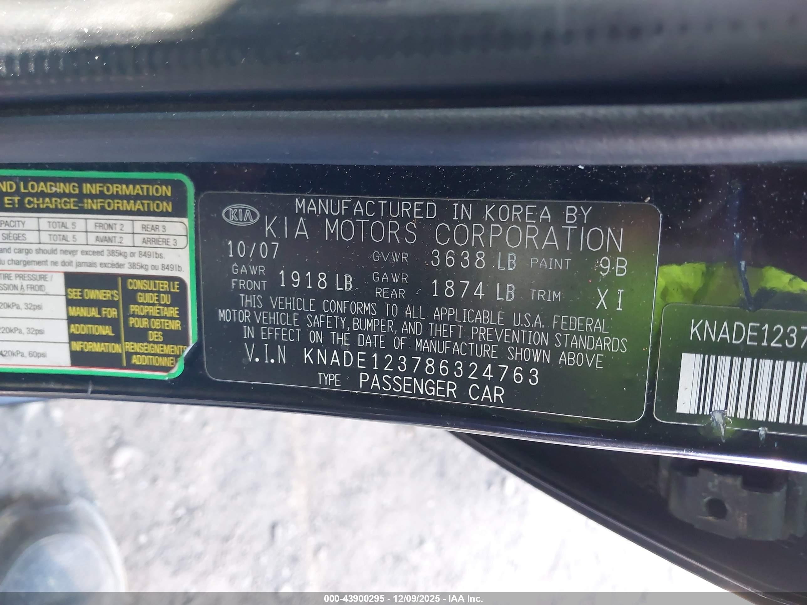 KIA RIO image 9