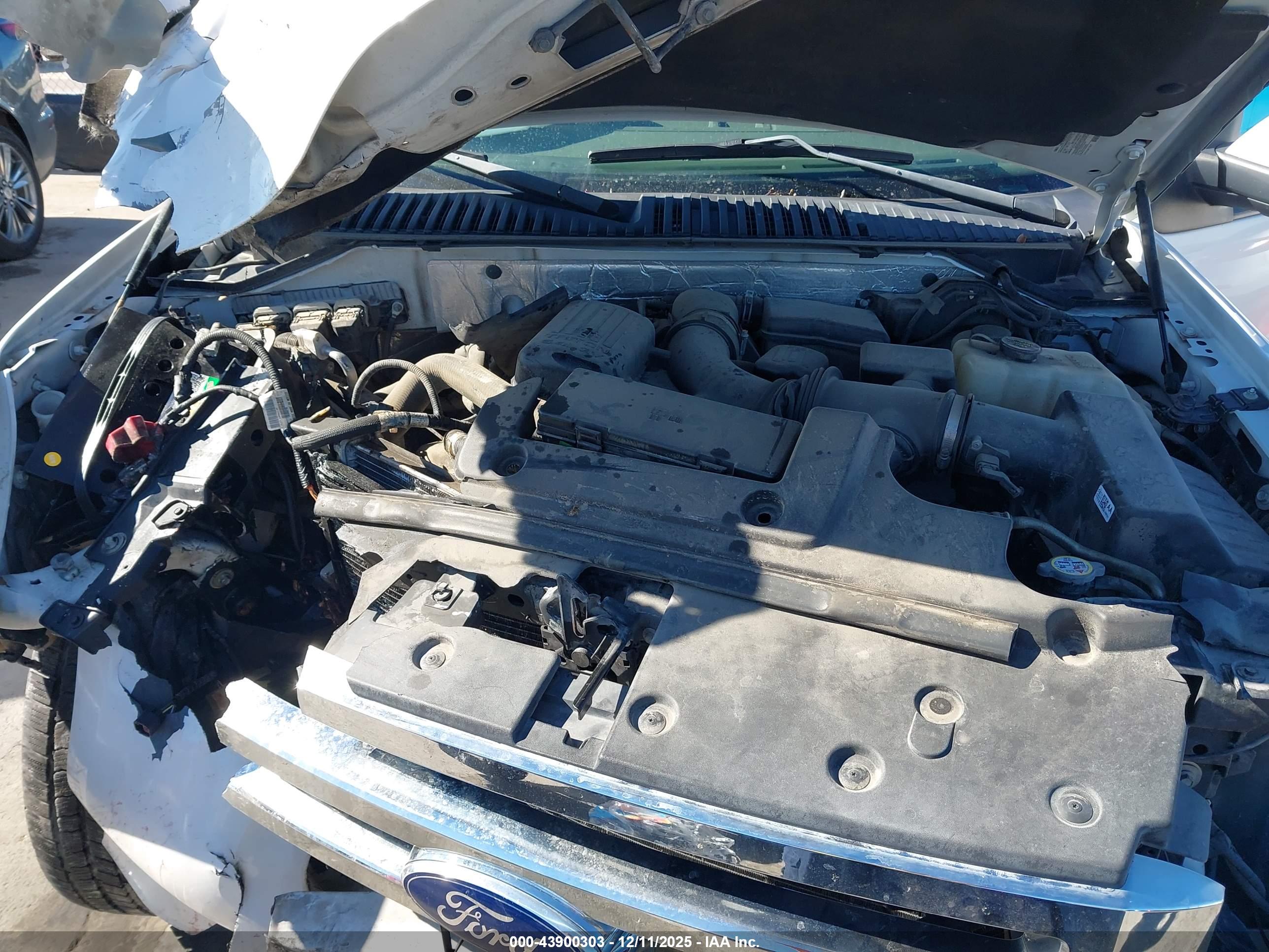 FORD EXPEDITION image 10