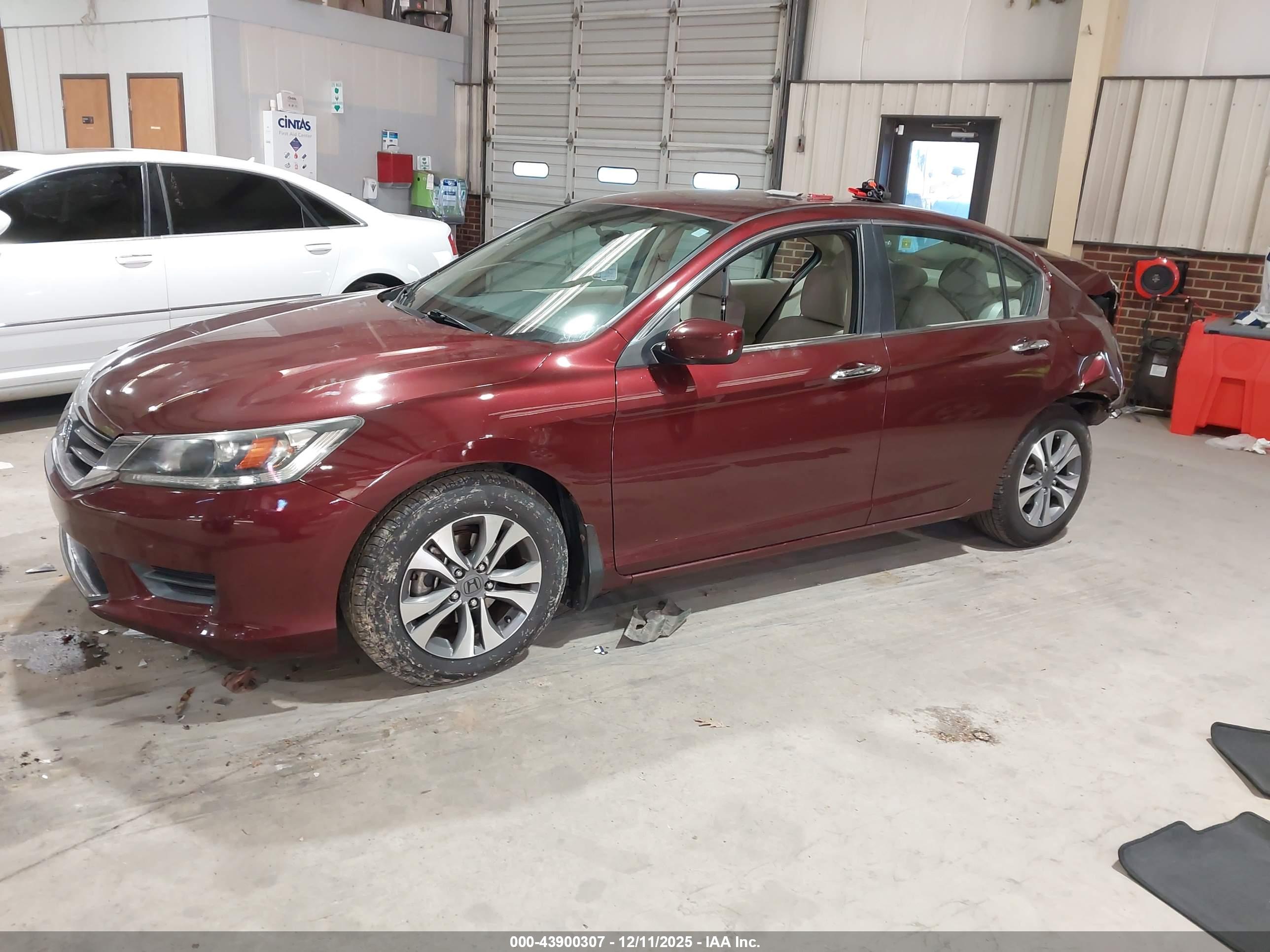 HONDA ACCORD image 2