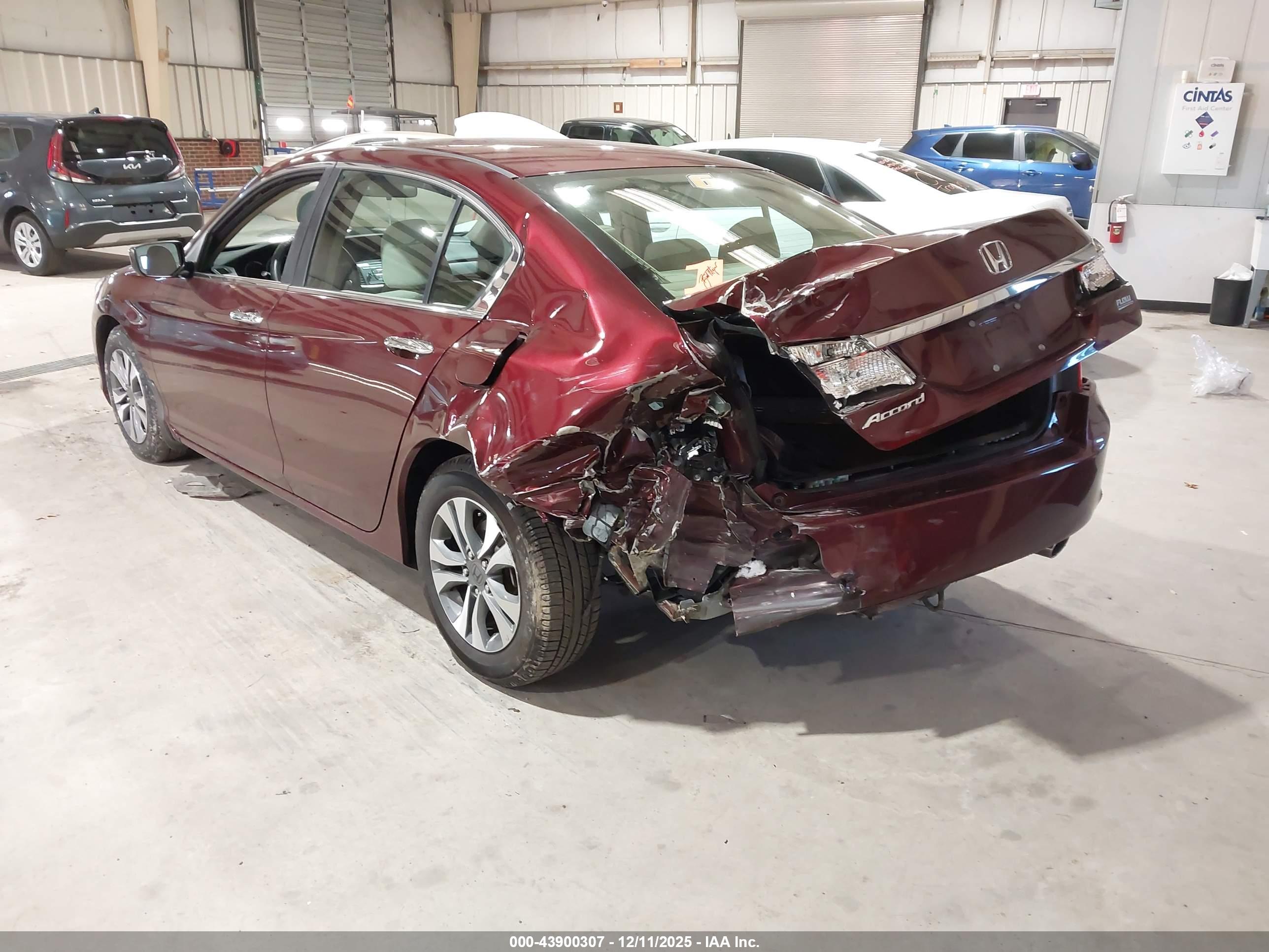 HONDA ACCORD image 3