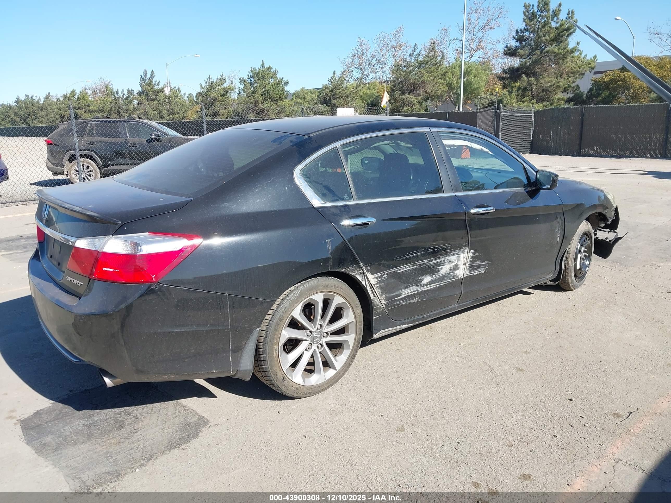 HONDA ACCORD image 4